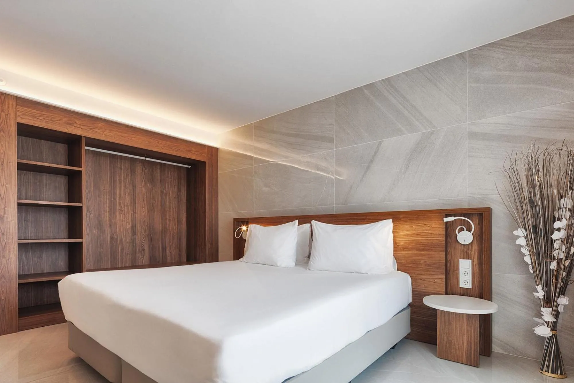 Bed in Eurostars Puerto de Ibiza