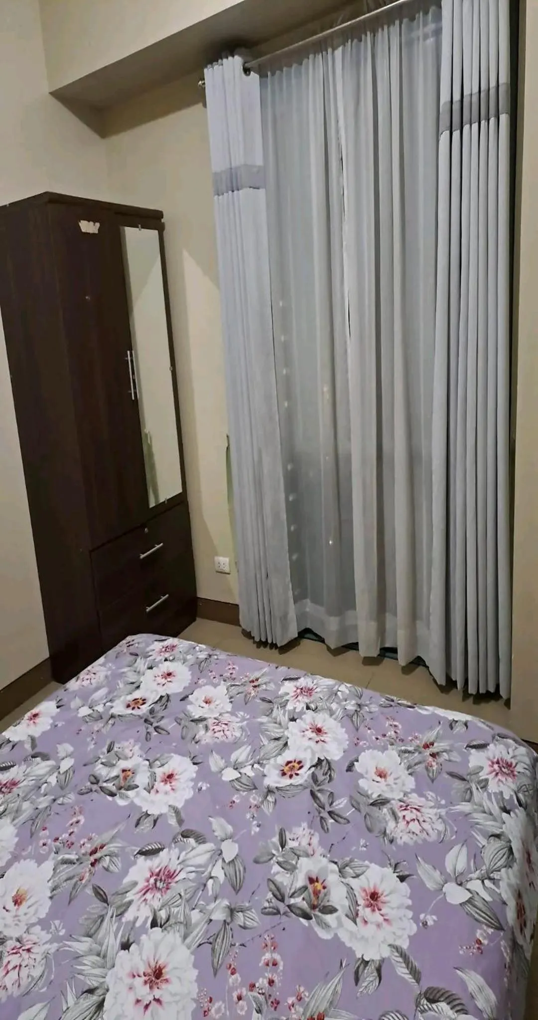 Bed in MRMCONDOTEL