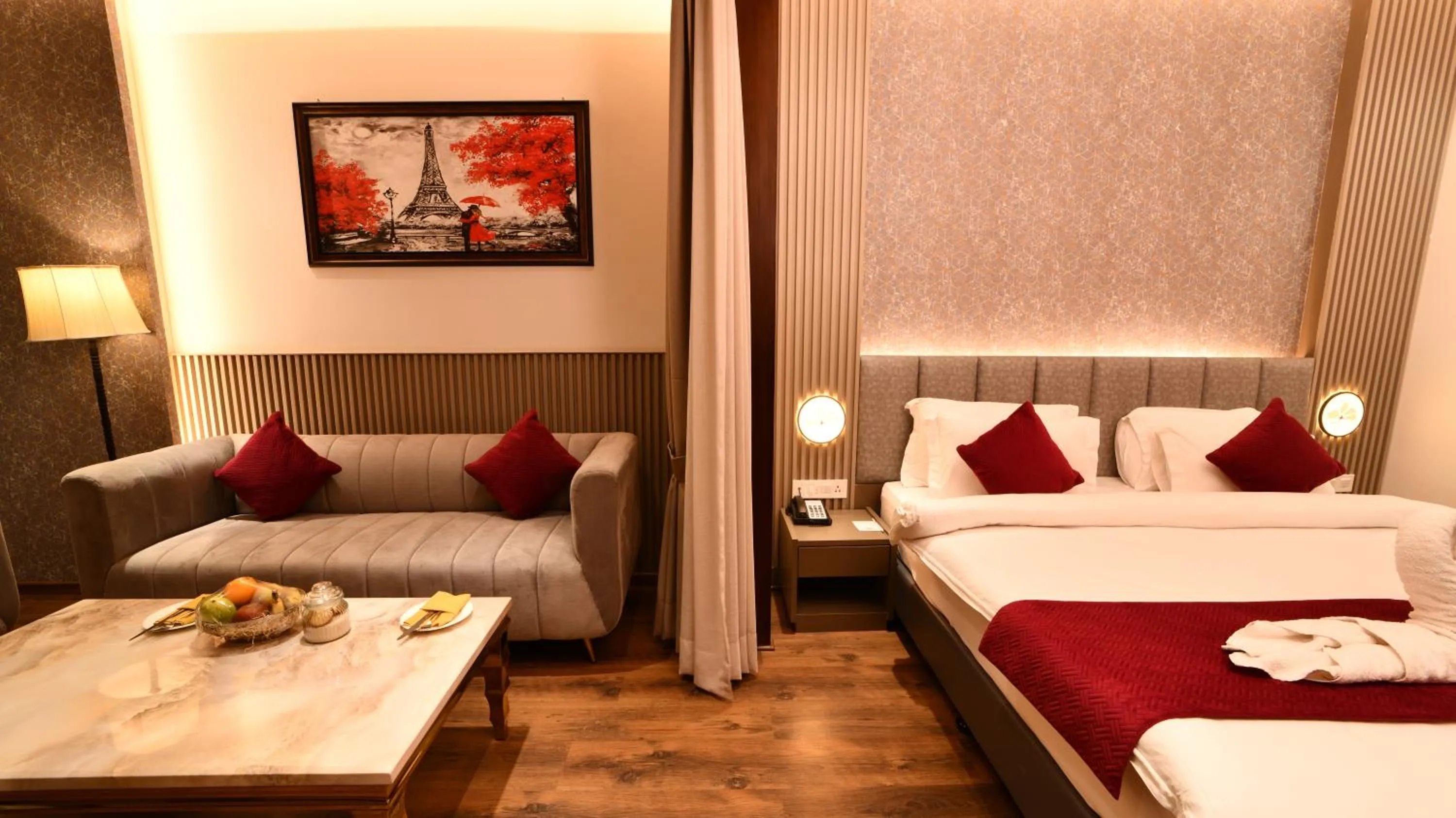 Bed in Pride Biznotel Haldwani