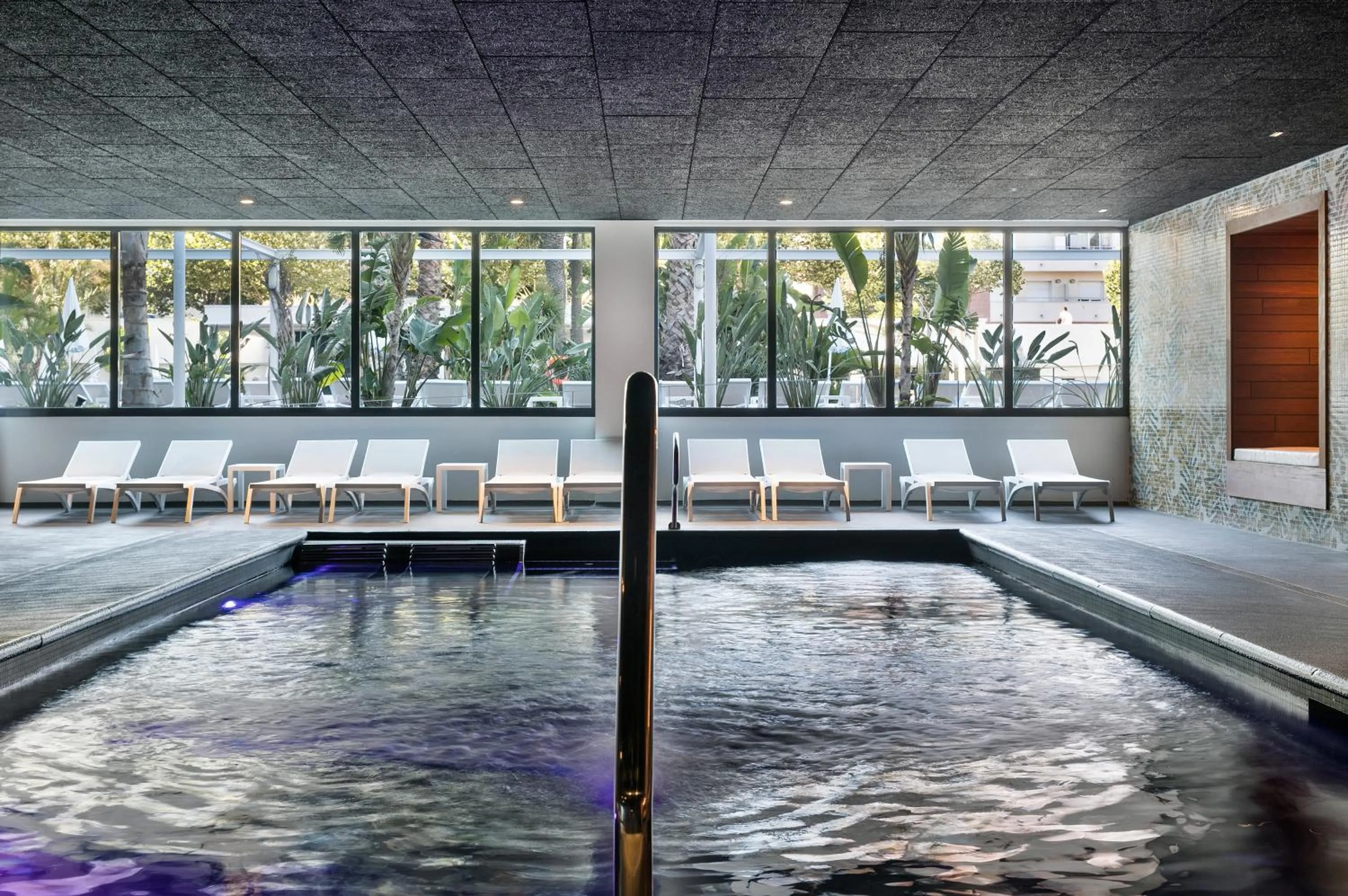 Spa and wellness centre/facilities in AQUA Hotel Silhouette & Spa - Adults Only