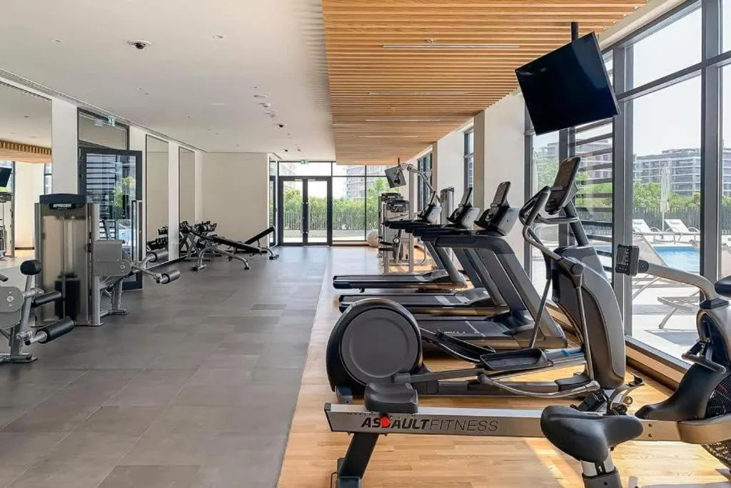 Fitness centre/facilities in Vacationer Holiday Homes I Executive 1 Bedroom I Free Parking & Wi-Fi
