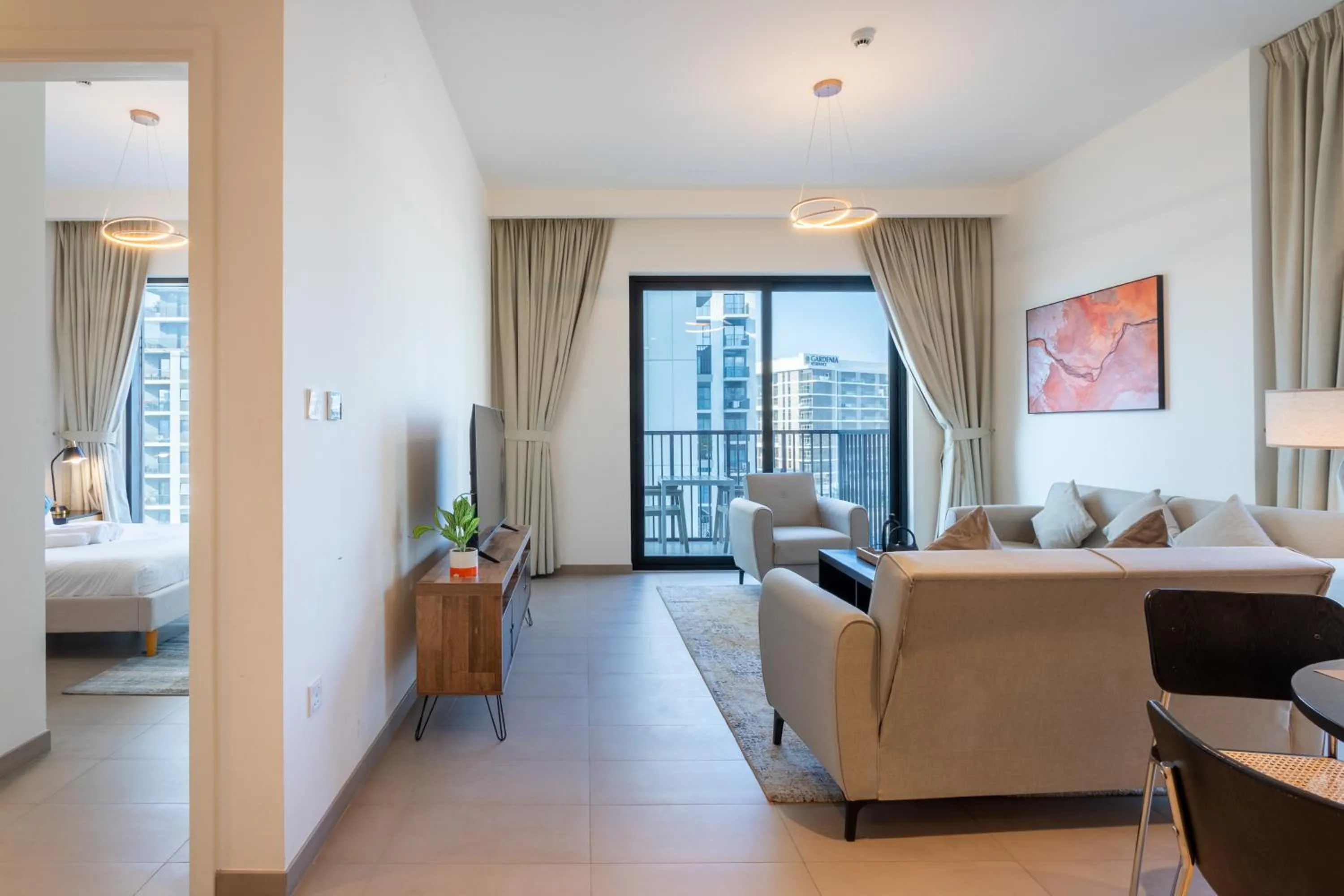Living room, Bed in Vacationer Holiday Homes I Executive 1 Bedroom I Free Parking & Wi-Fi