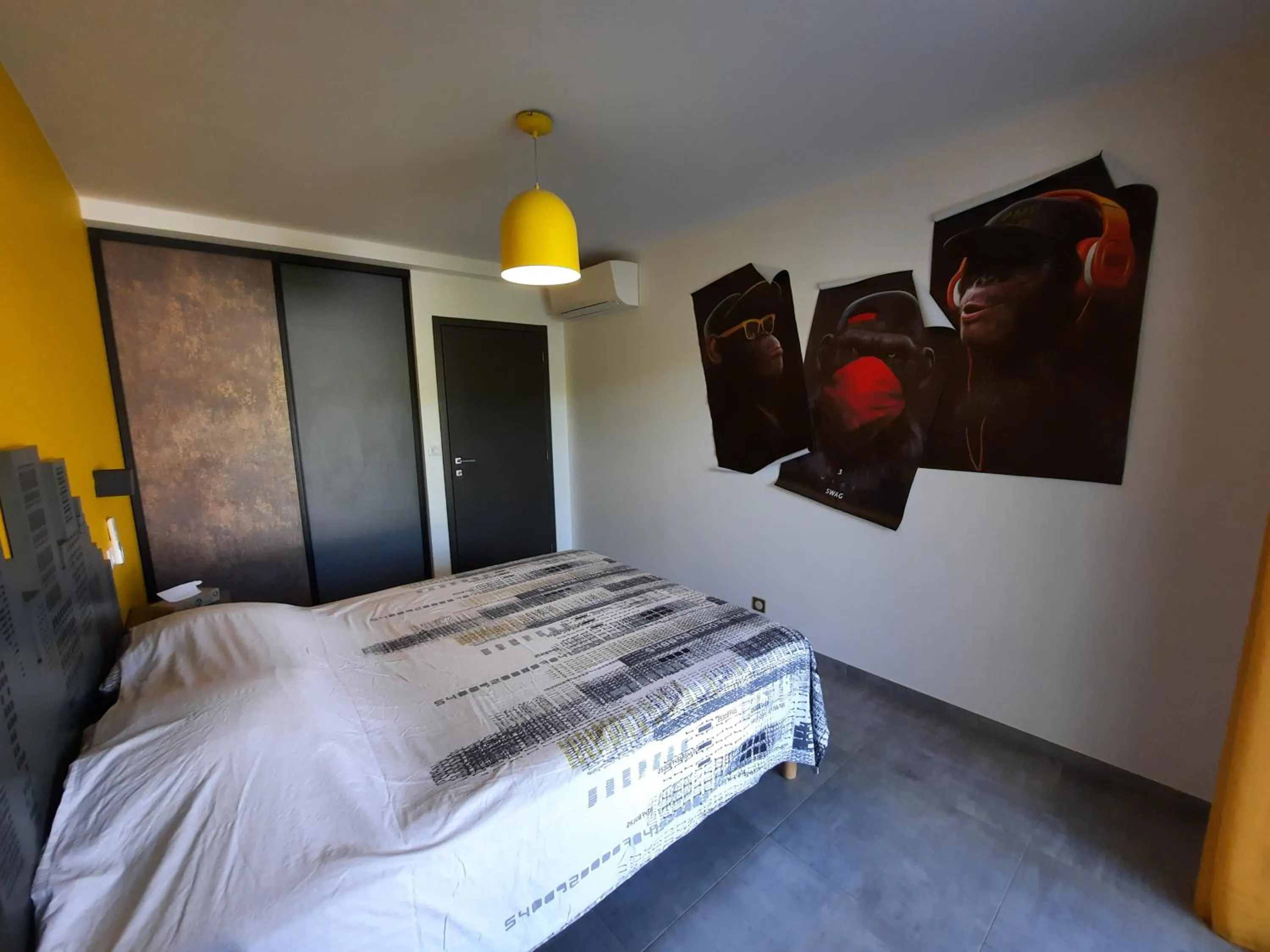 Bedroom, Bed in Domaine de Pacciolello - Porticcio