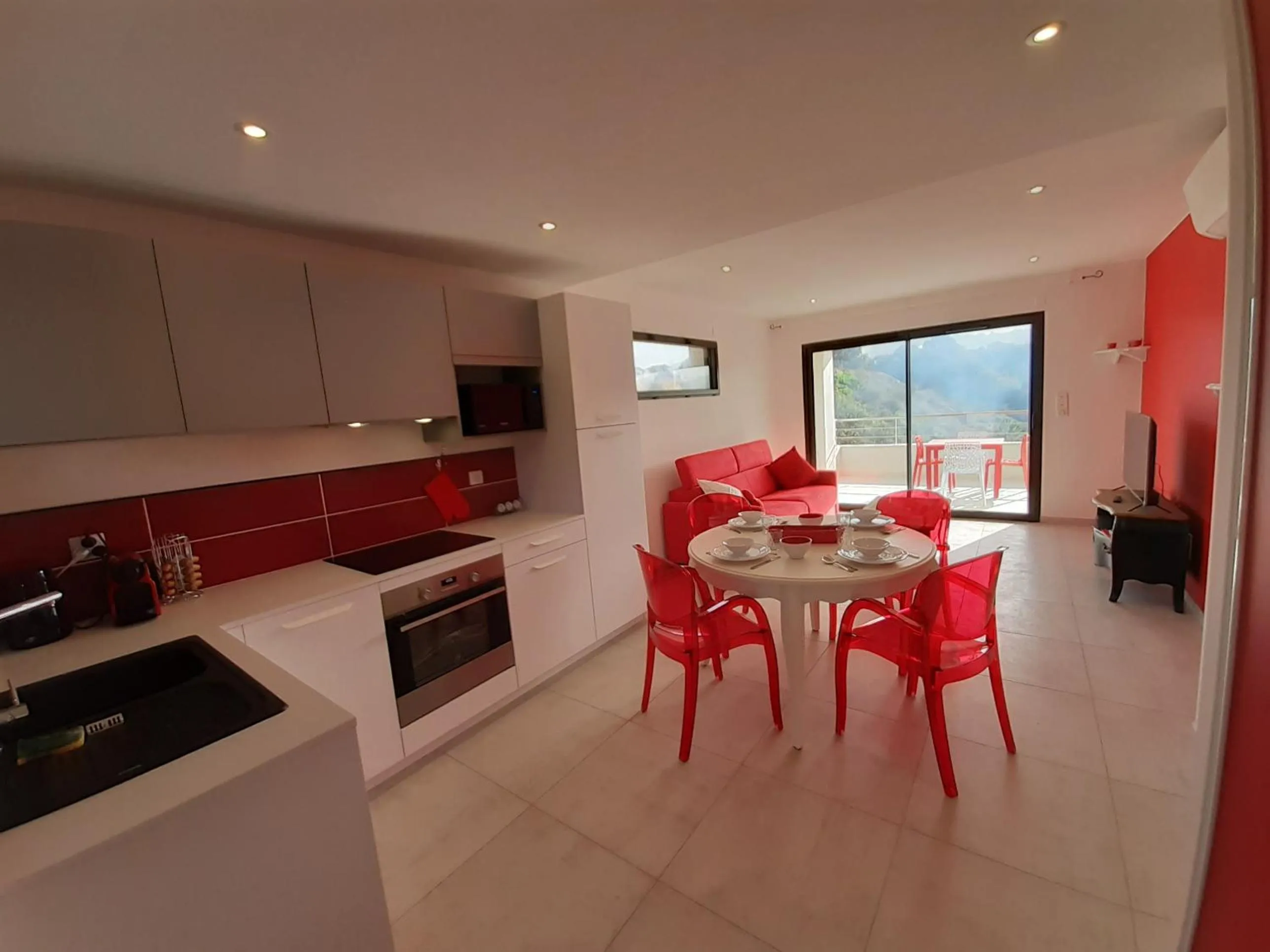 Dining area in Domaine de Pacciolello - Porticcio