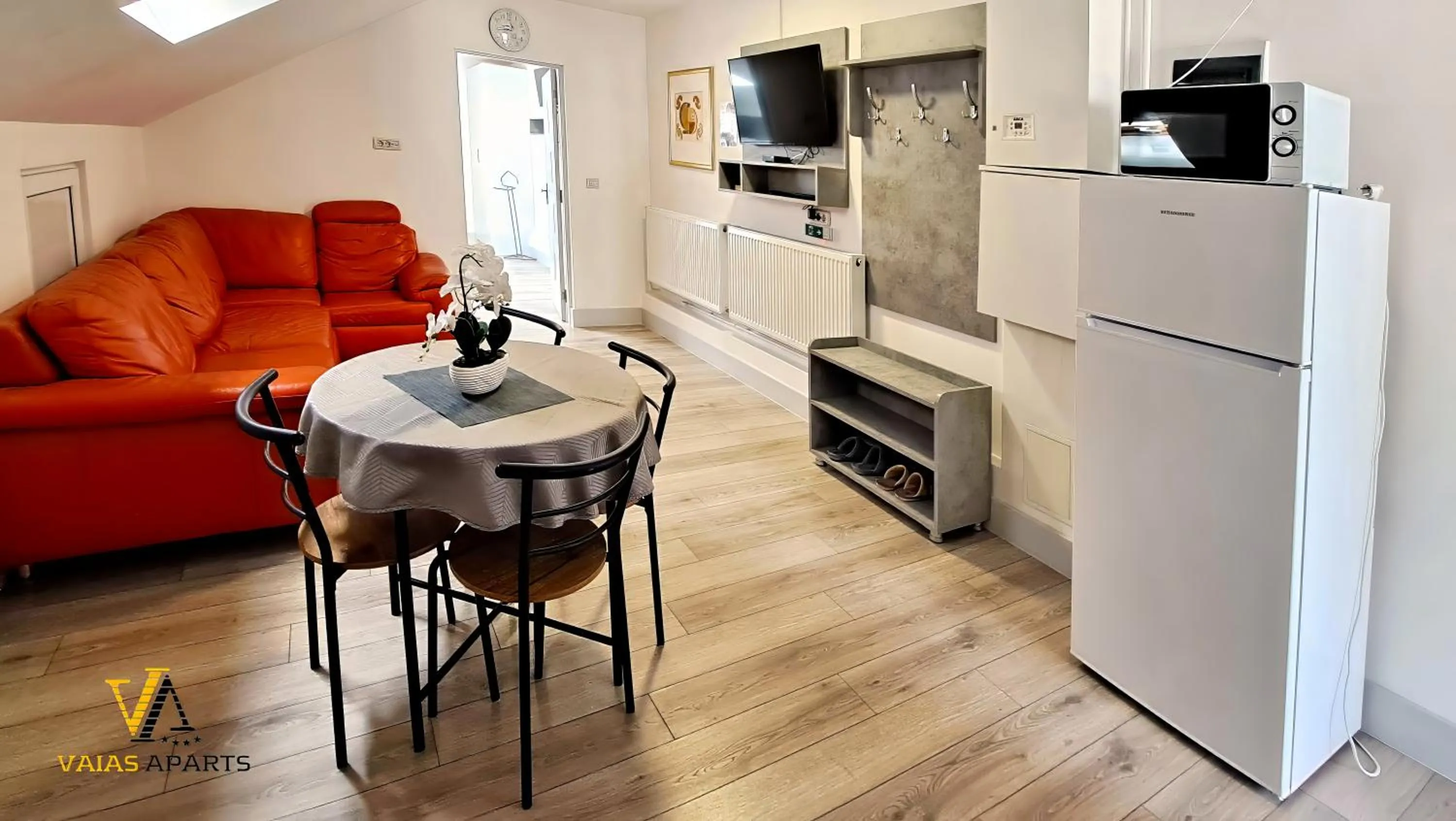 Communal lounge/ TV room in VAiAs Aparts