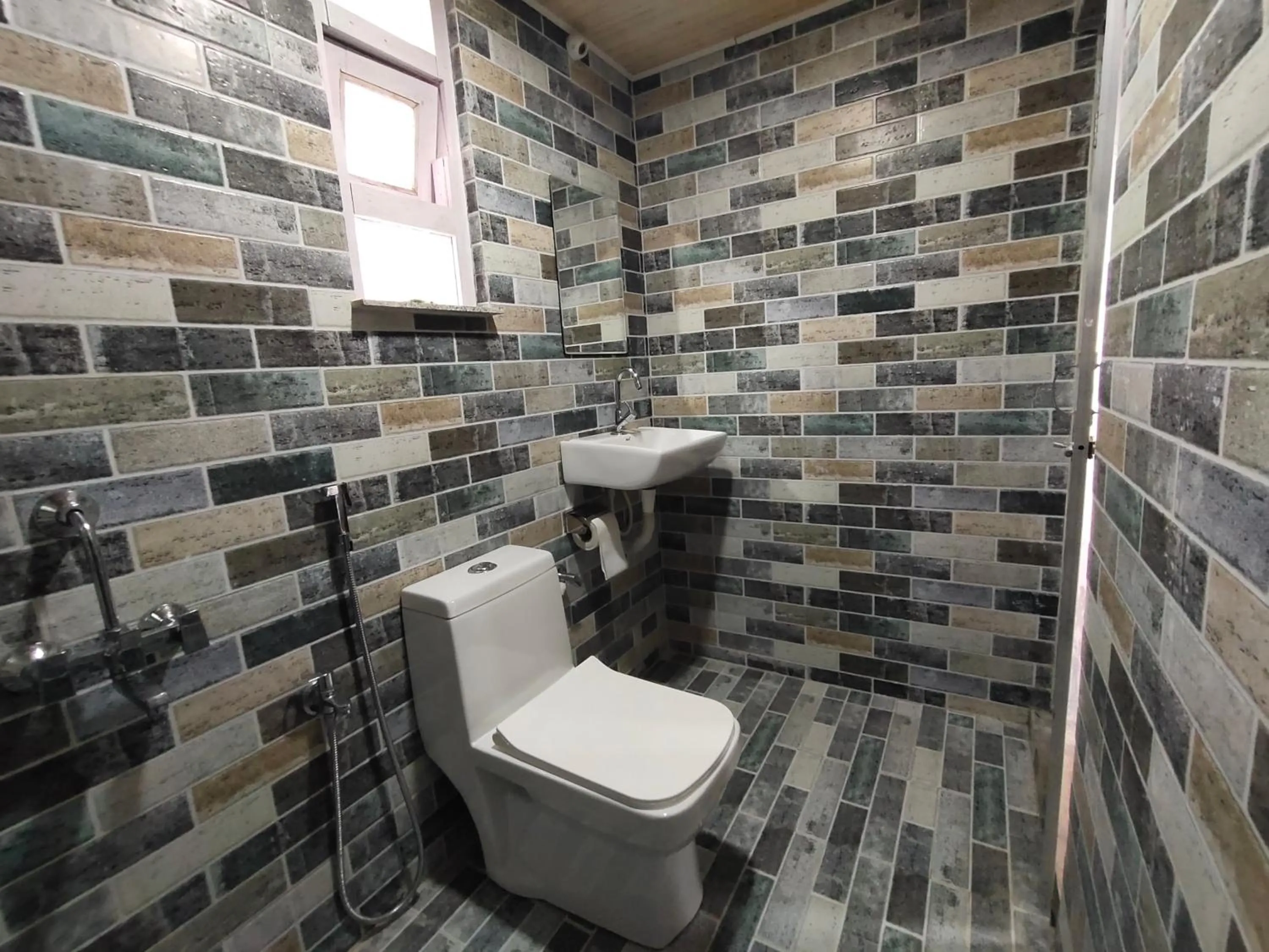 Toilet in Boho Homestay, Rangbhang