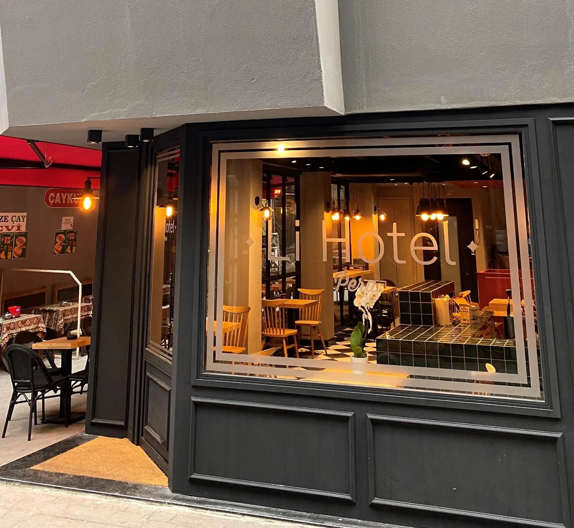 Property building in Li Hotel Pera Property building in Li Hotel Pera