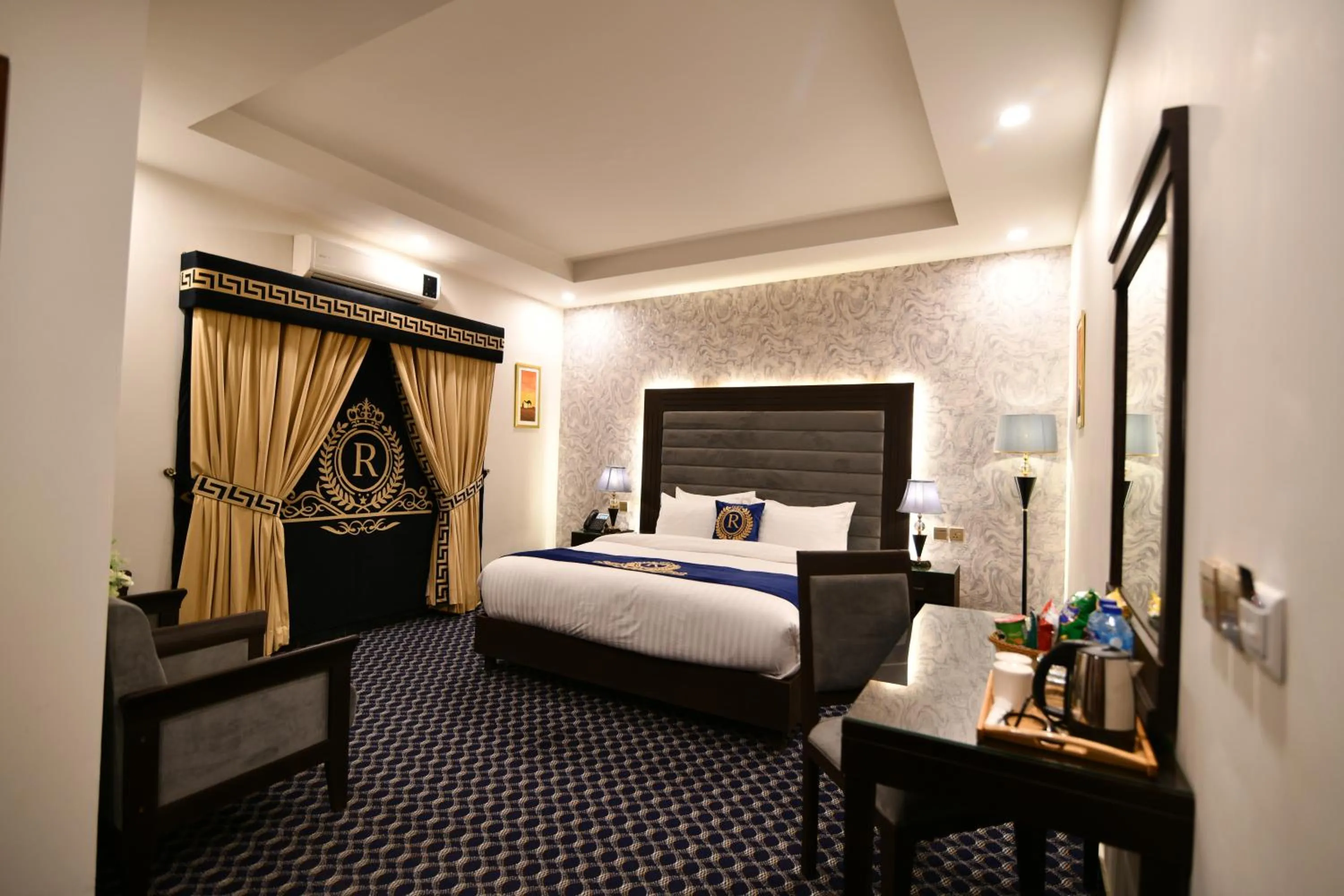 Bedroom, Bed in Royal Regency Hotel