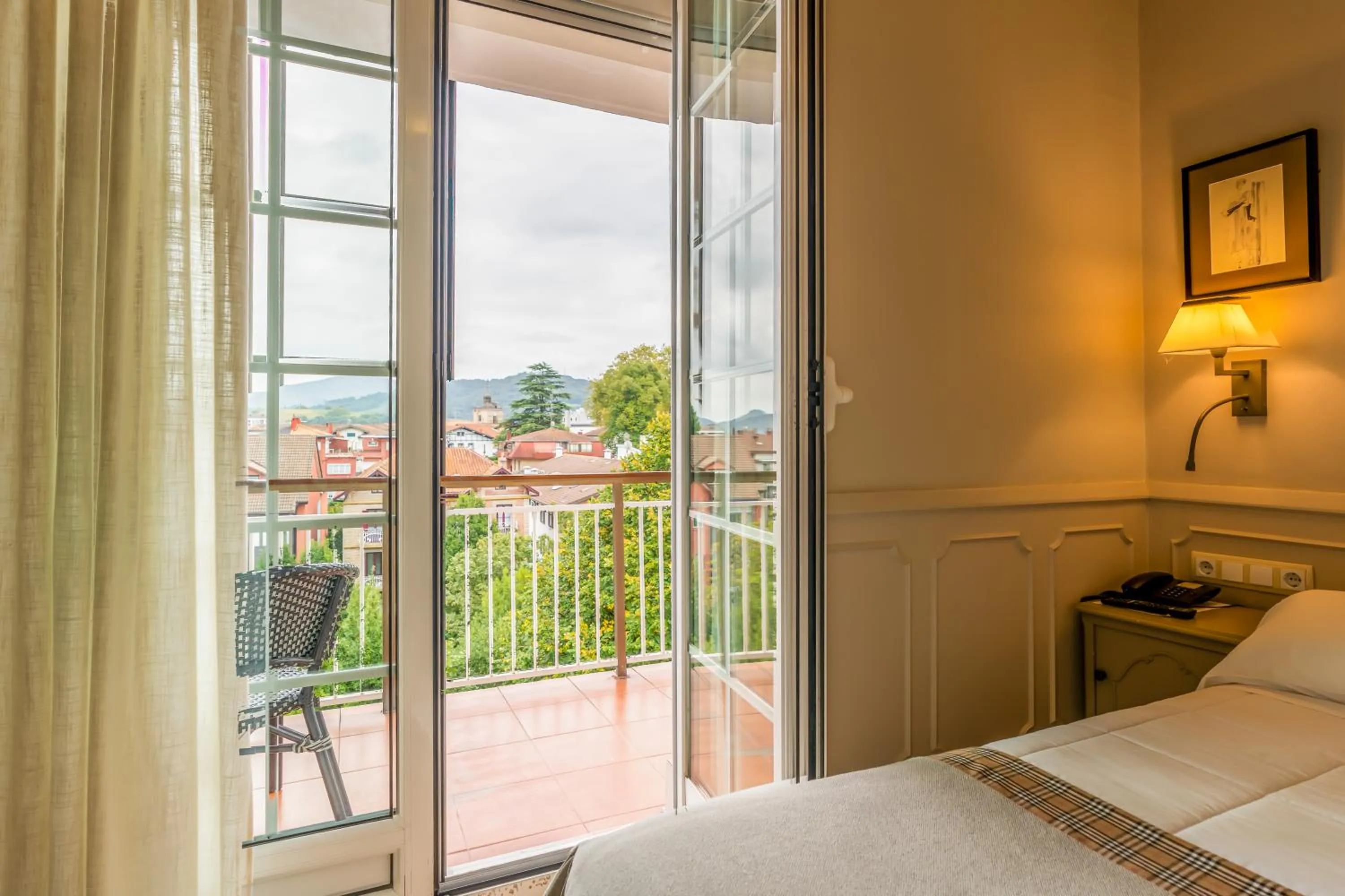 Bed in Hotel Alcazar Irun