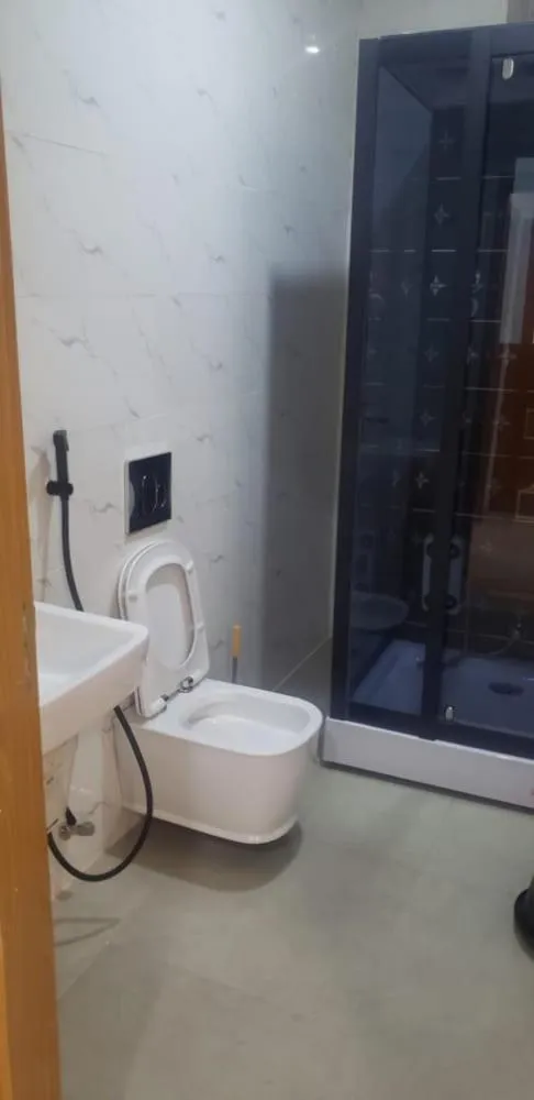 Toilet in Kawruky Hotel Benin