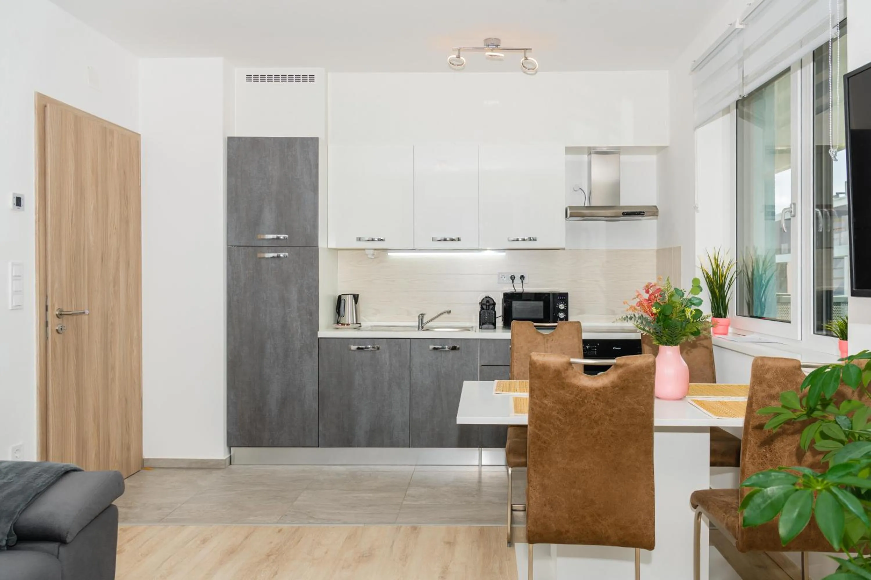 Coffee/tea facilities in WaterFront City Apartments by FirstHost