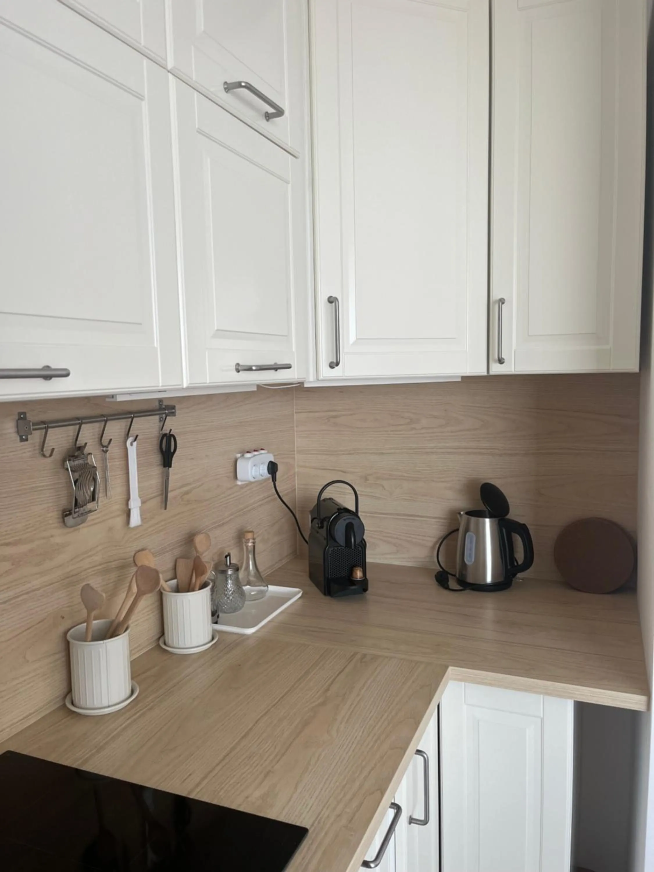 Coffee/tea facilities in WaterFront City Apartments by FirstHost