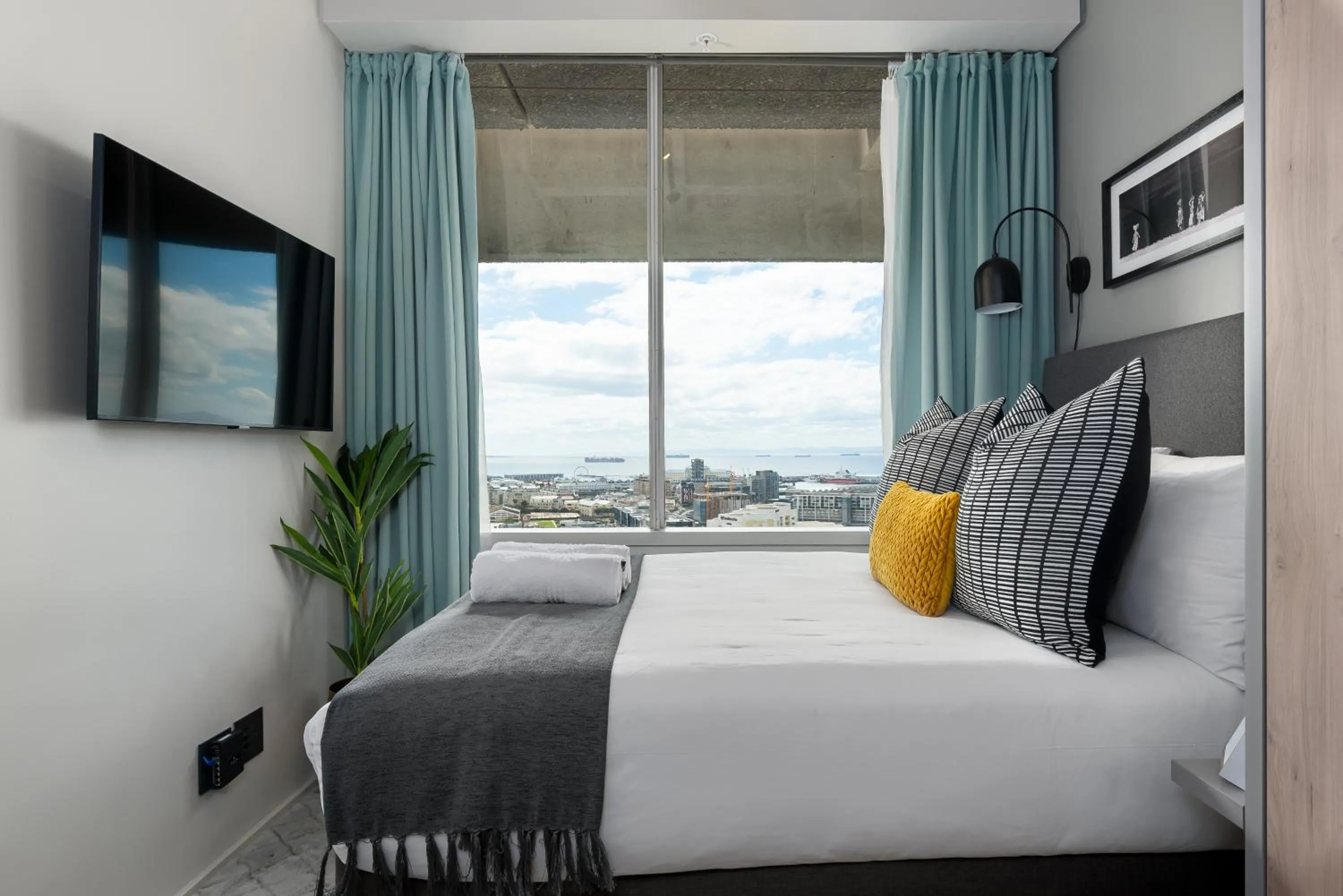 Bed in One Thibault Luxury Apartments