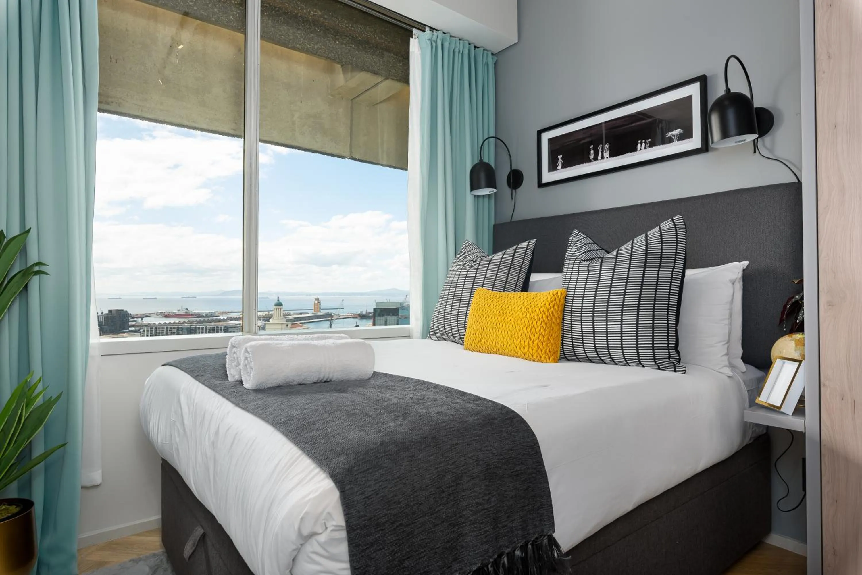 Bed in One Thibault Luxury Apartments