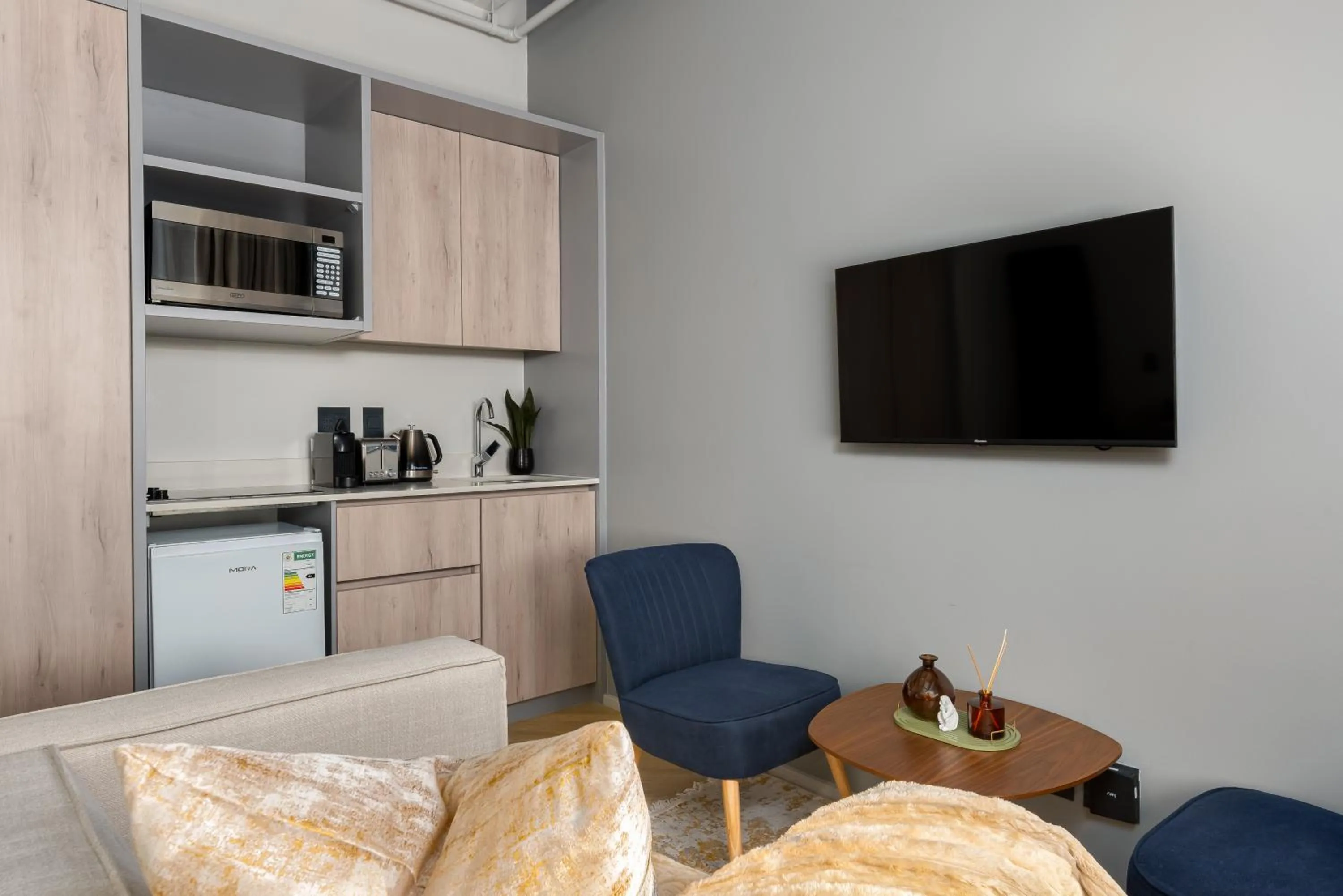 One Thibault Luxury Apartments