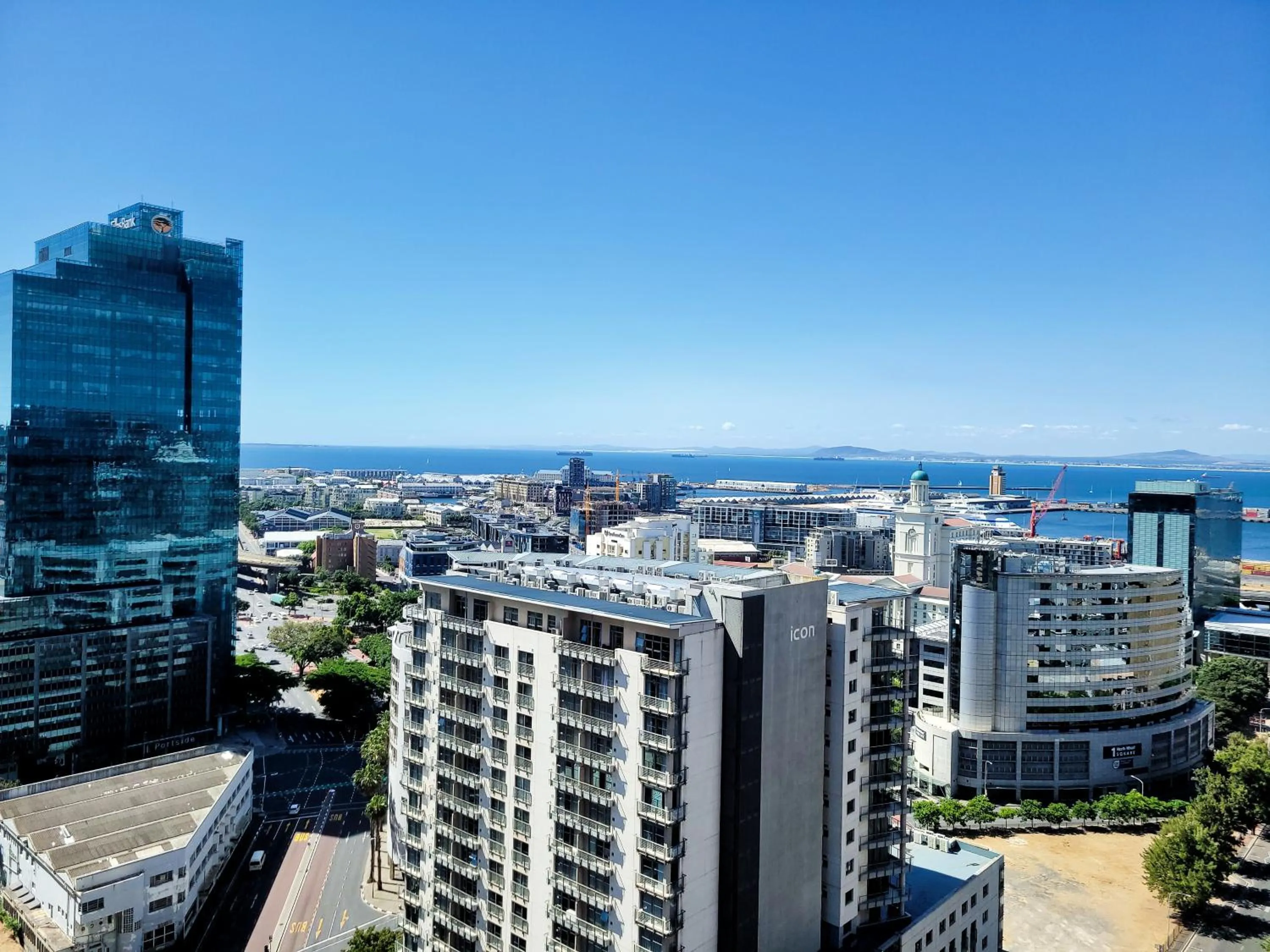 One Thibault Luxury Apartments