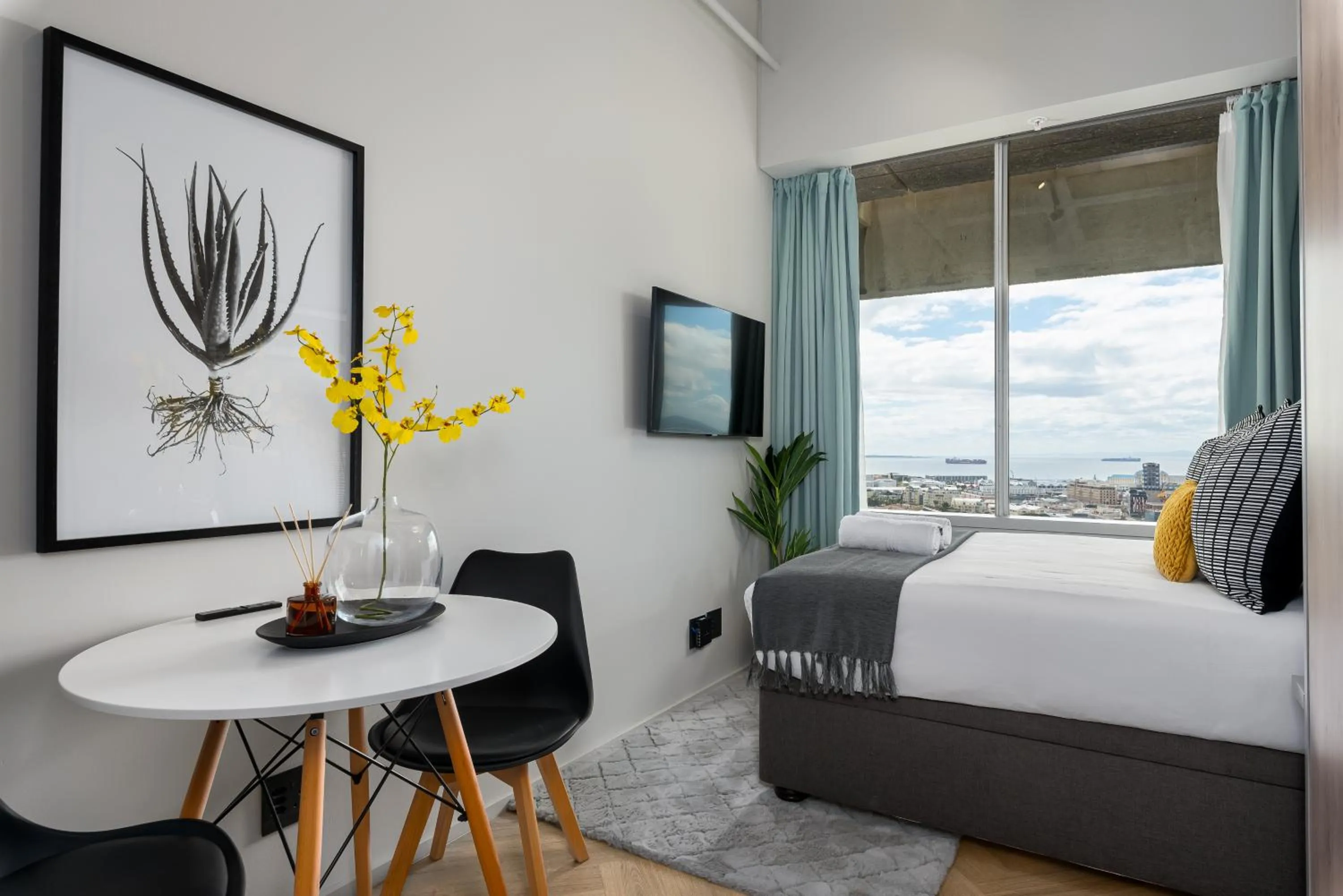 Bed in One Thibault Luxury Apartments