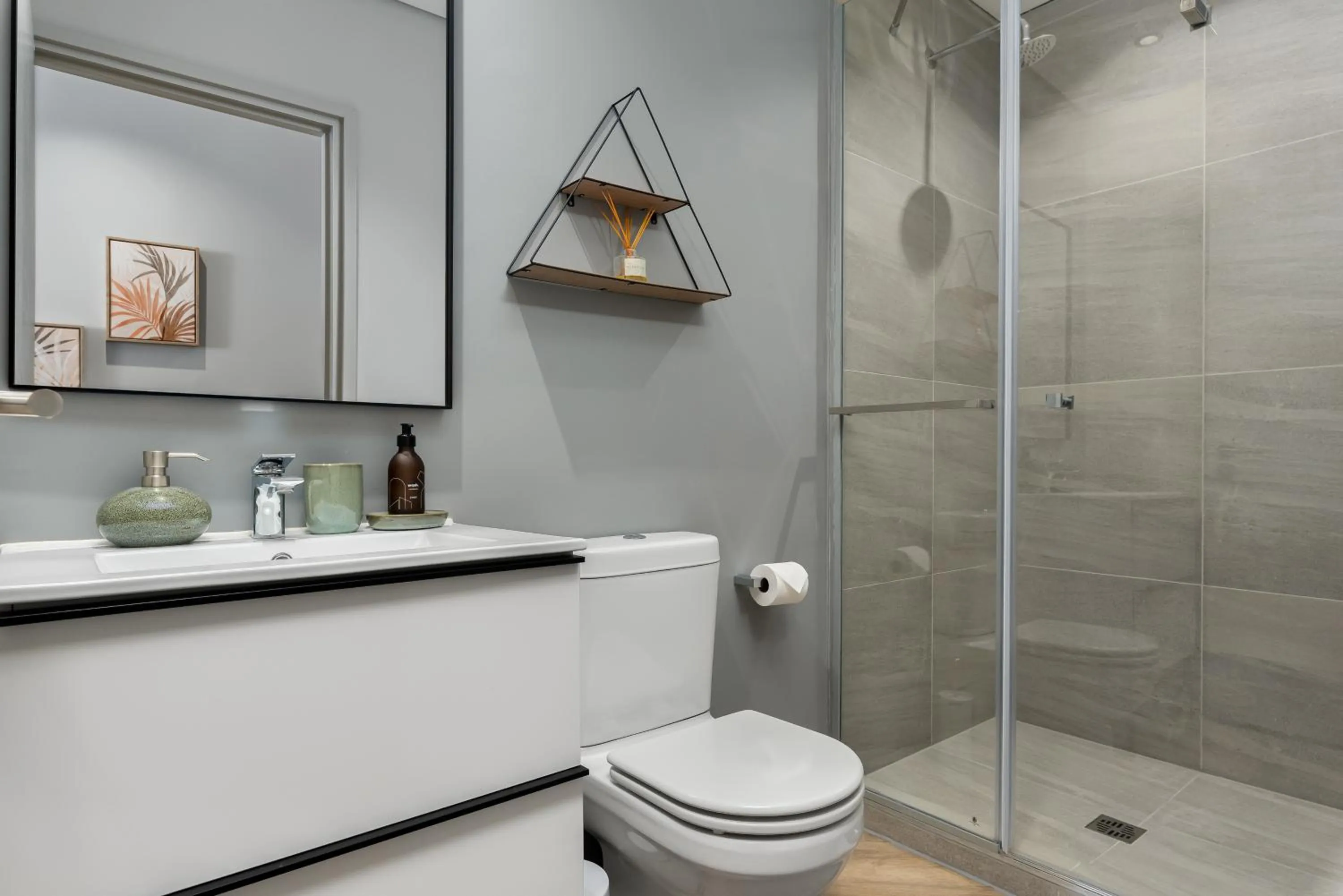 One Thibault Luxury Apartments