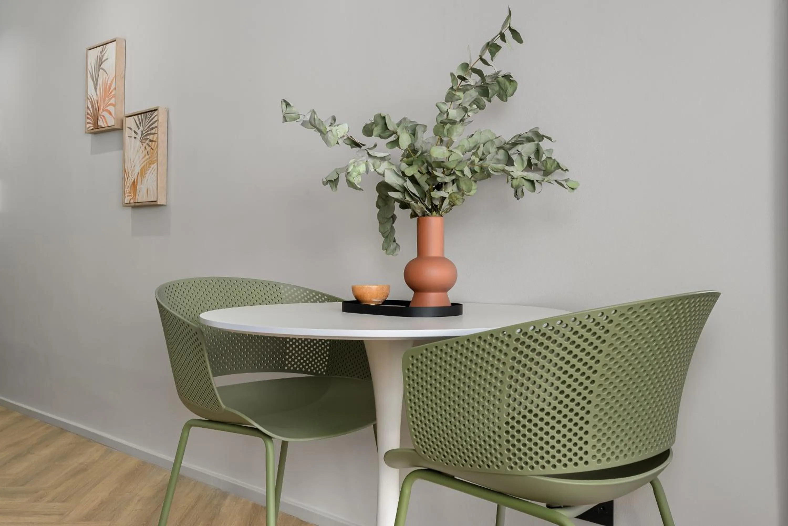 One Thibault Luxury Apartments