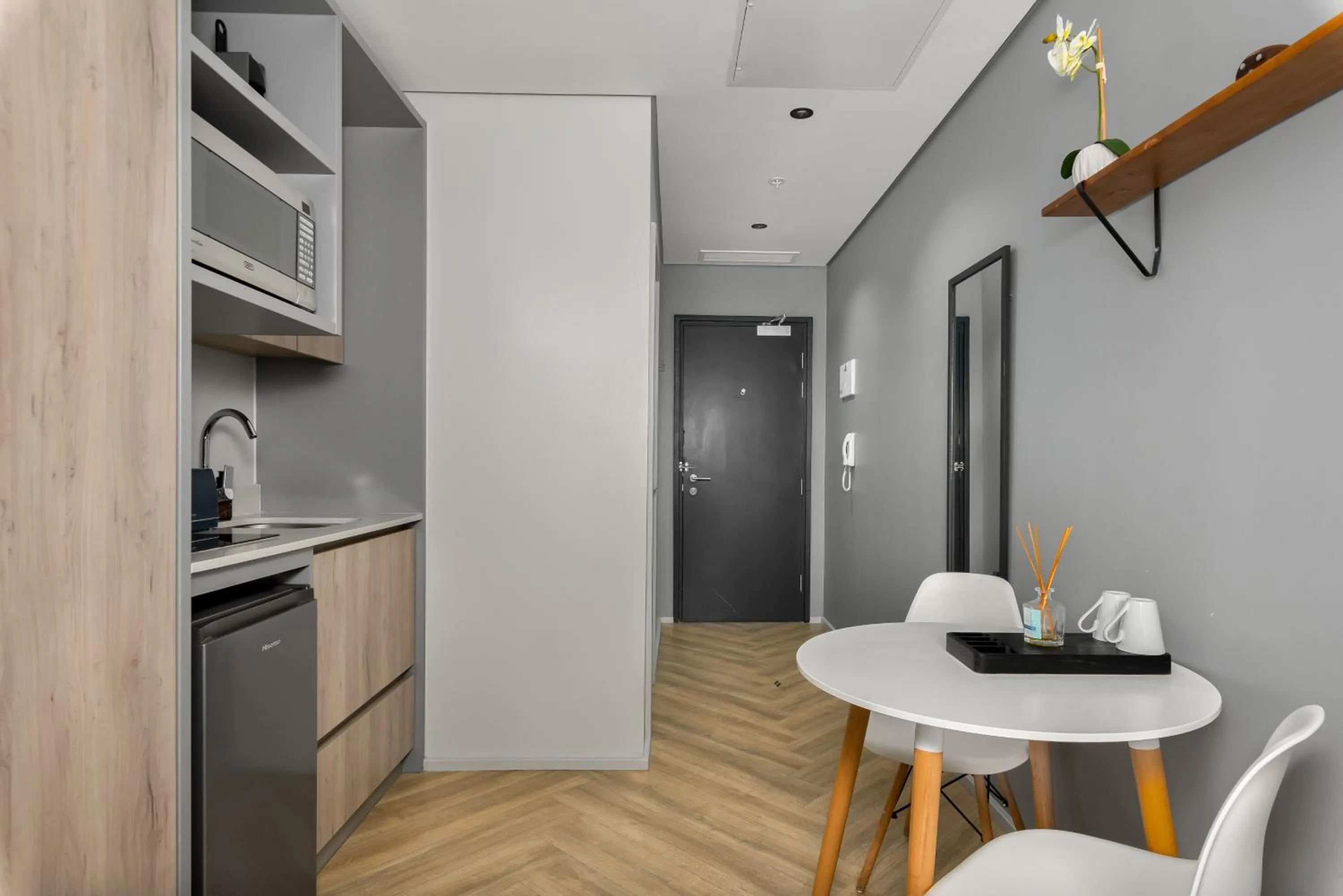 One Thibault Luxury Apartments