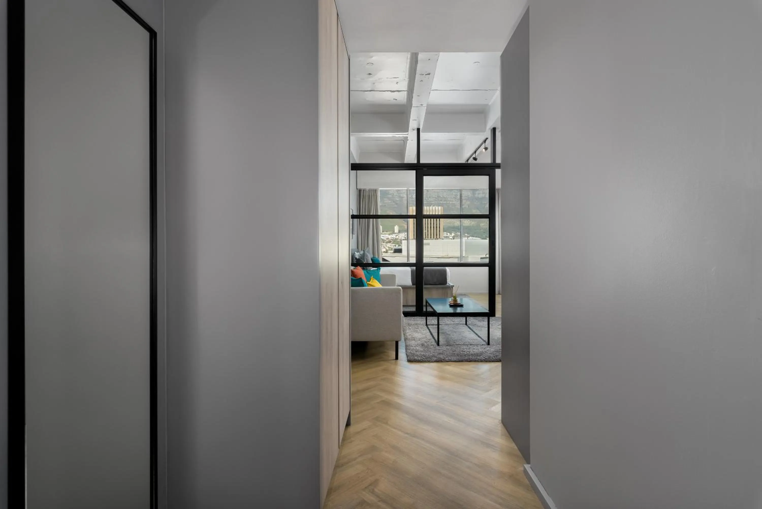 One Thibault Luxury Apartments