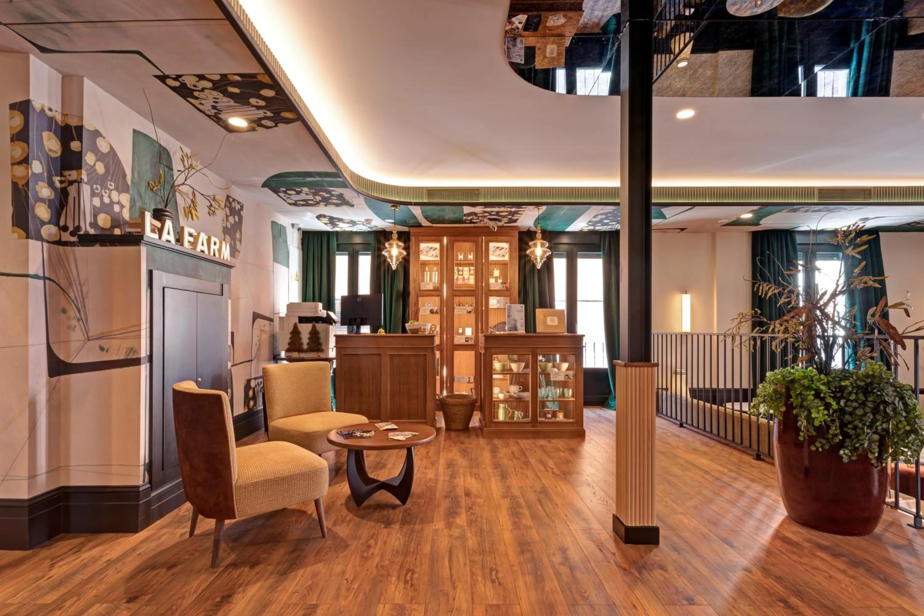 Lobby or reception in Hospedium Hotel La Farm