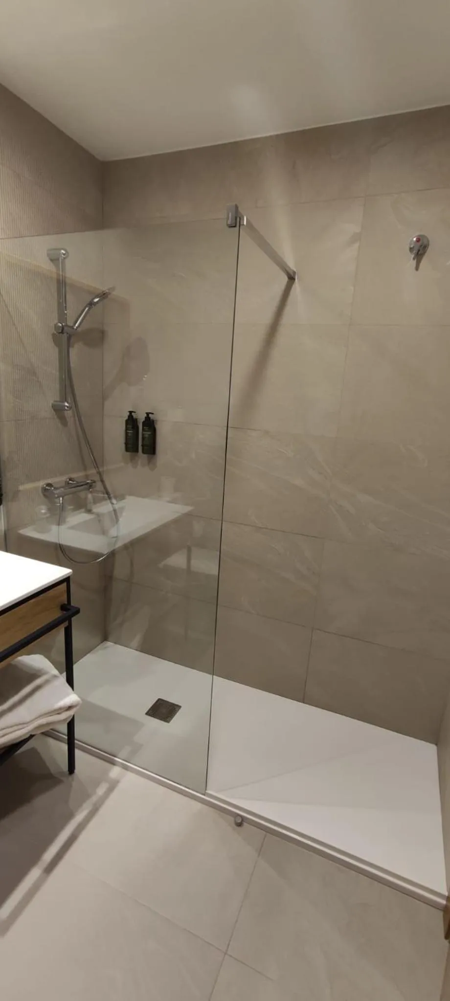 Bathroom in Hotel Parking Miradoiro de Belvís