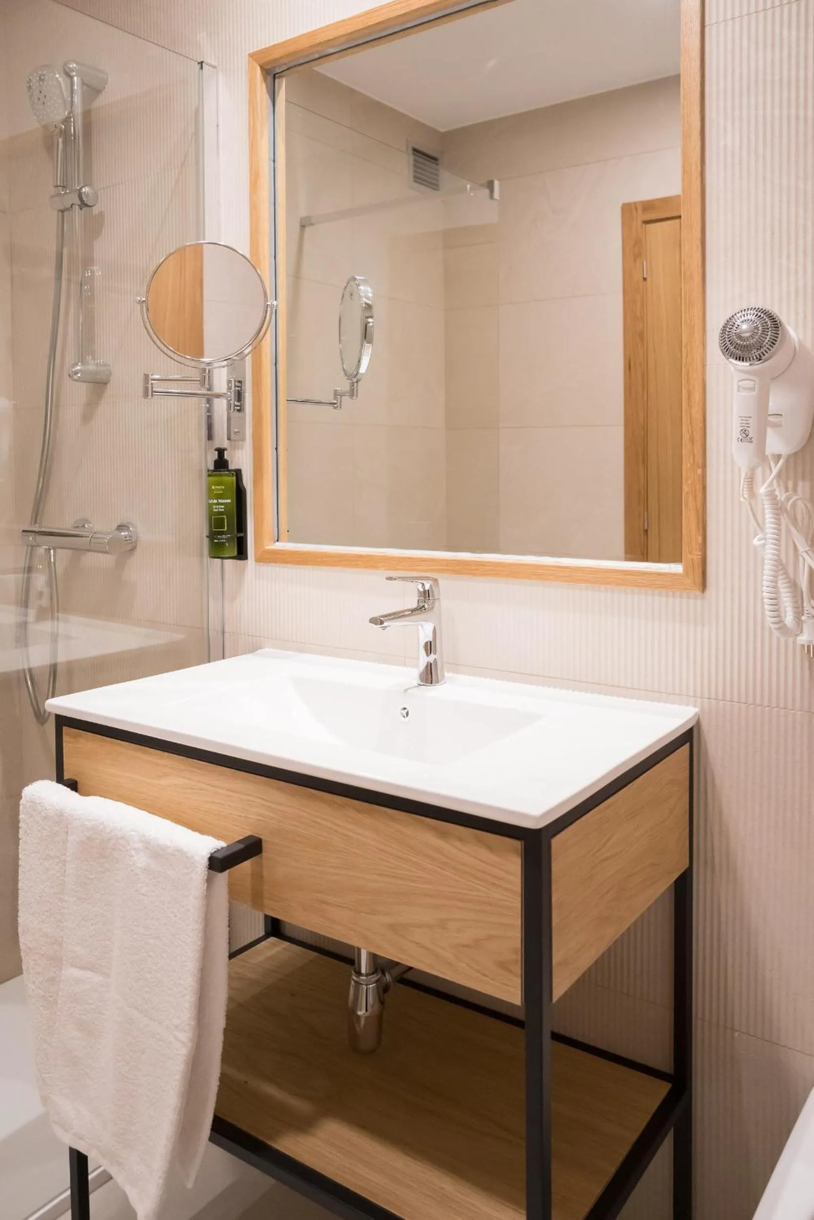 Bathroom in Hotel Parking Miradoiro de Belvís