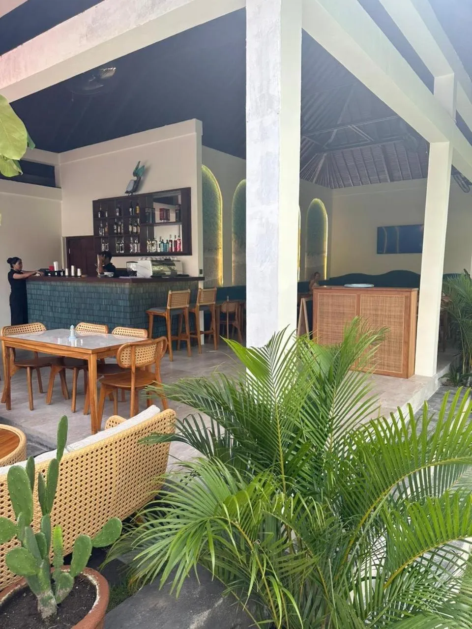 Restaurant/places to eat in Marine Bay Sanur