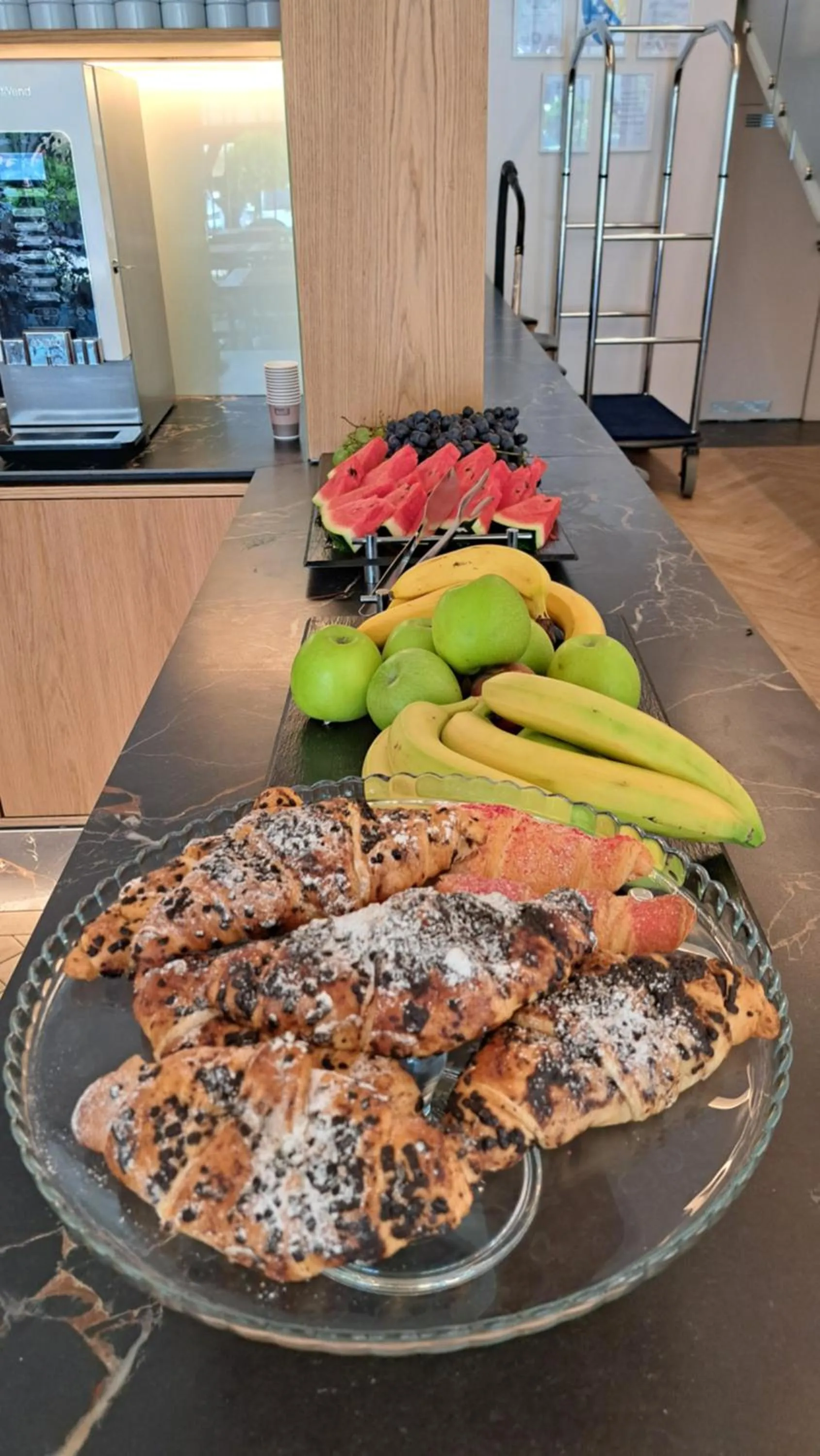 Food and drinks in Lipa Hotel