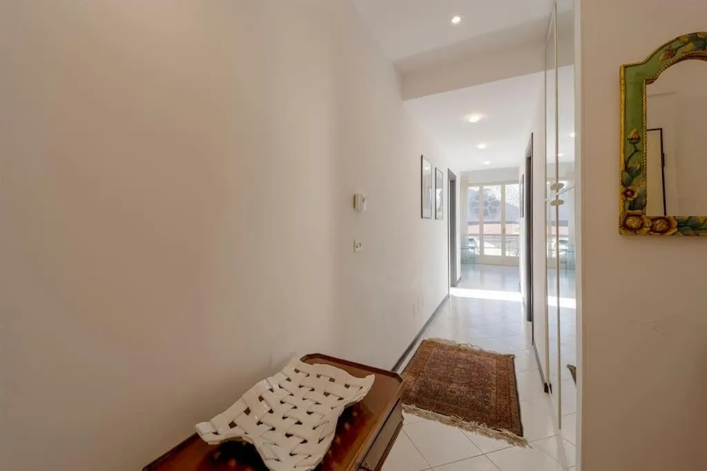 Victoria Hall Bordighera - 2 bedroom apartment - Parking