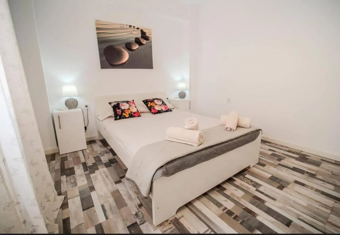 Photo of the whole room, Bed in Aroma D’ Valencia