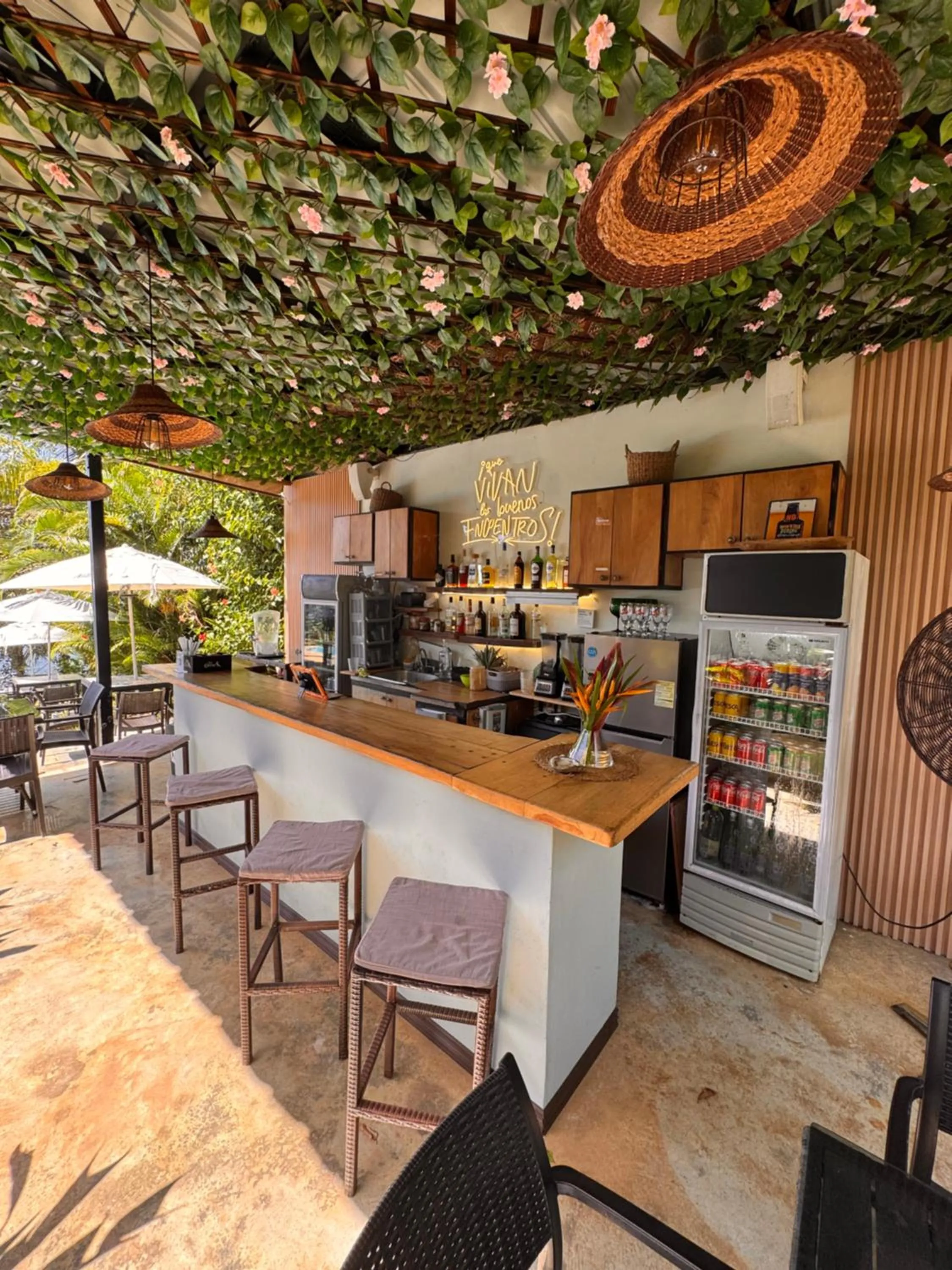 Restaurant/places to eat in Nativo