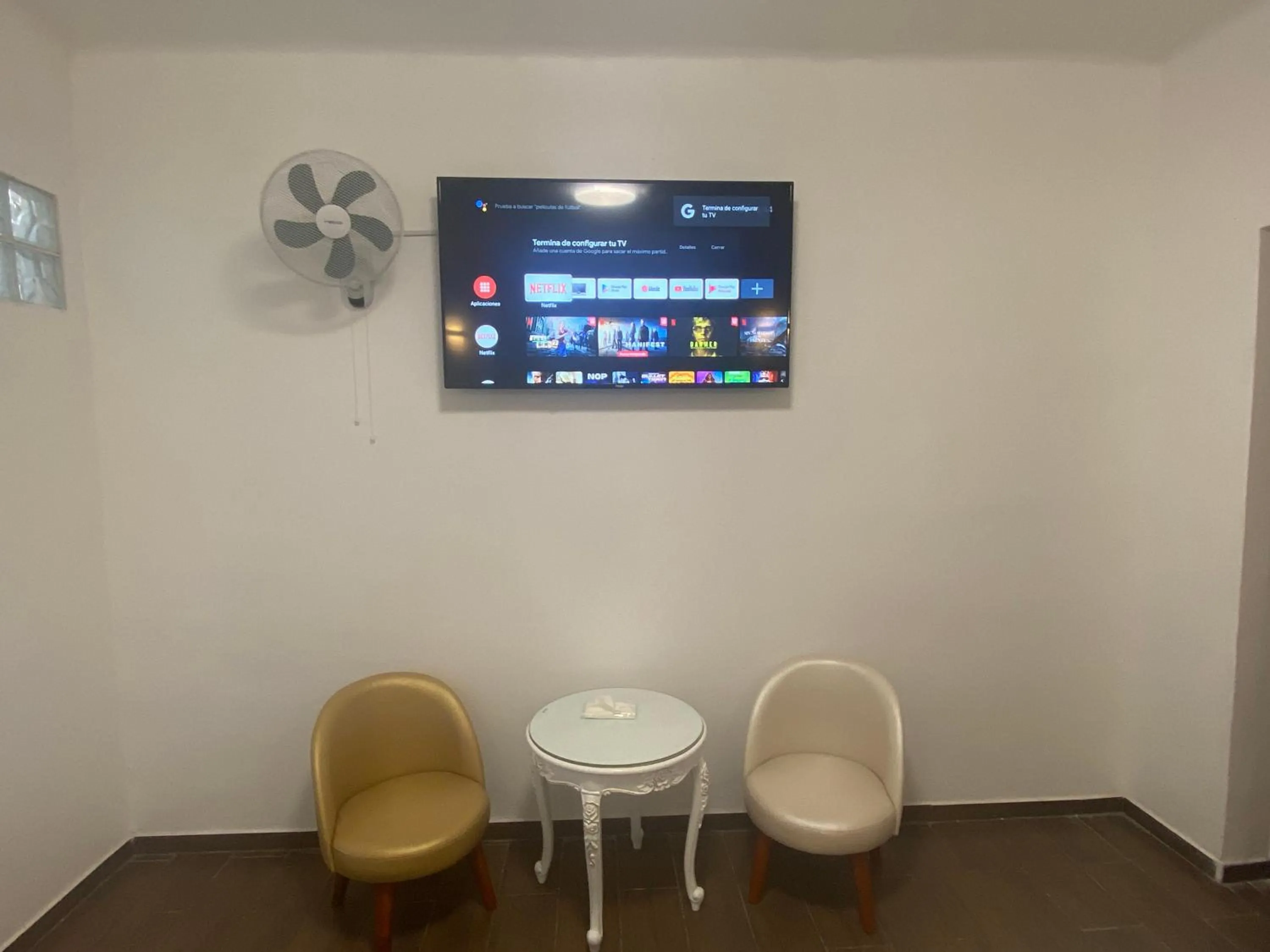 TV and multimedia in Manantial Hostal No.004