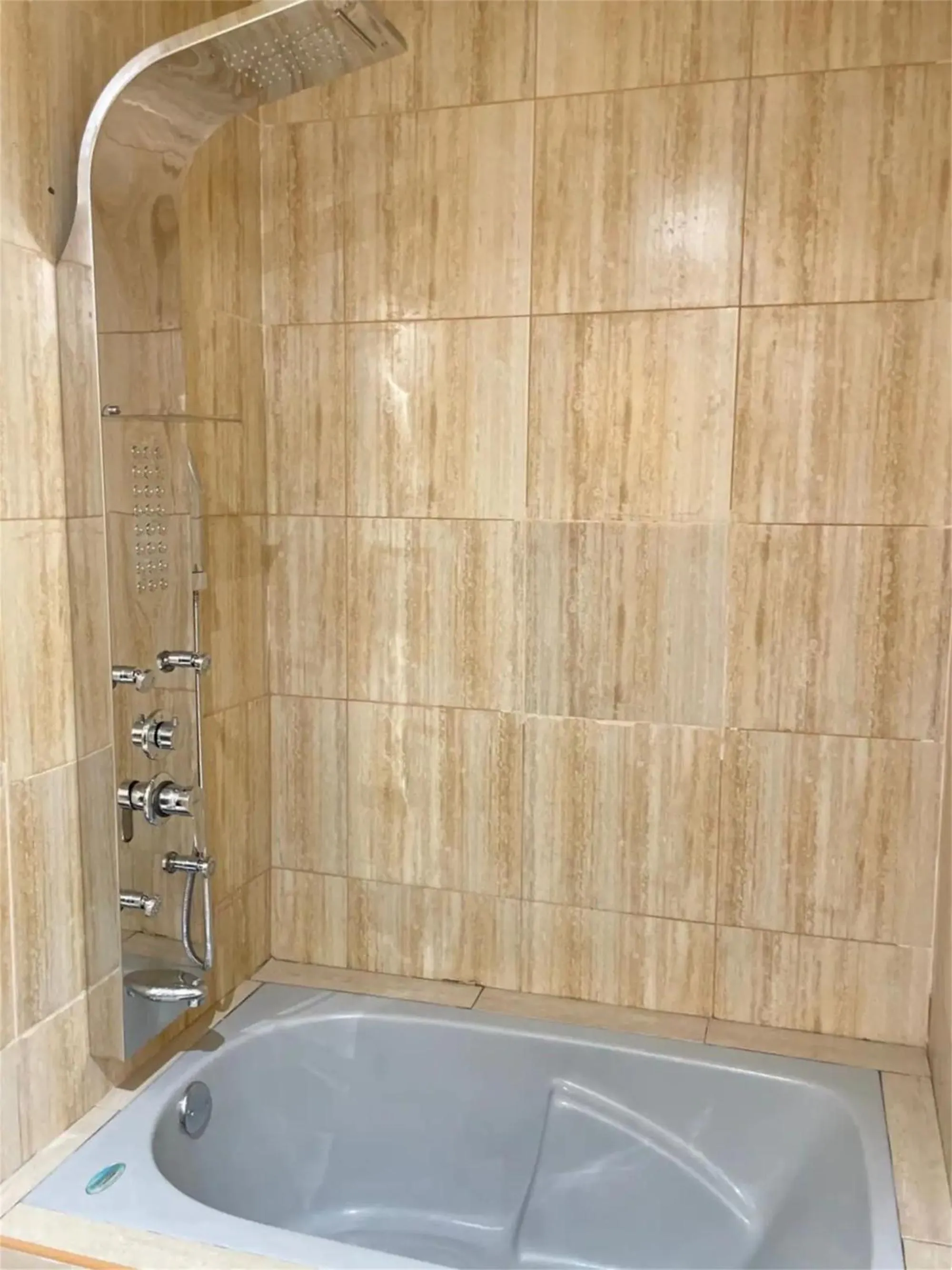 Shower in Manantial Hostal No.004