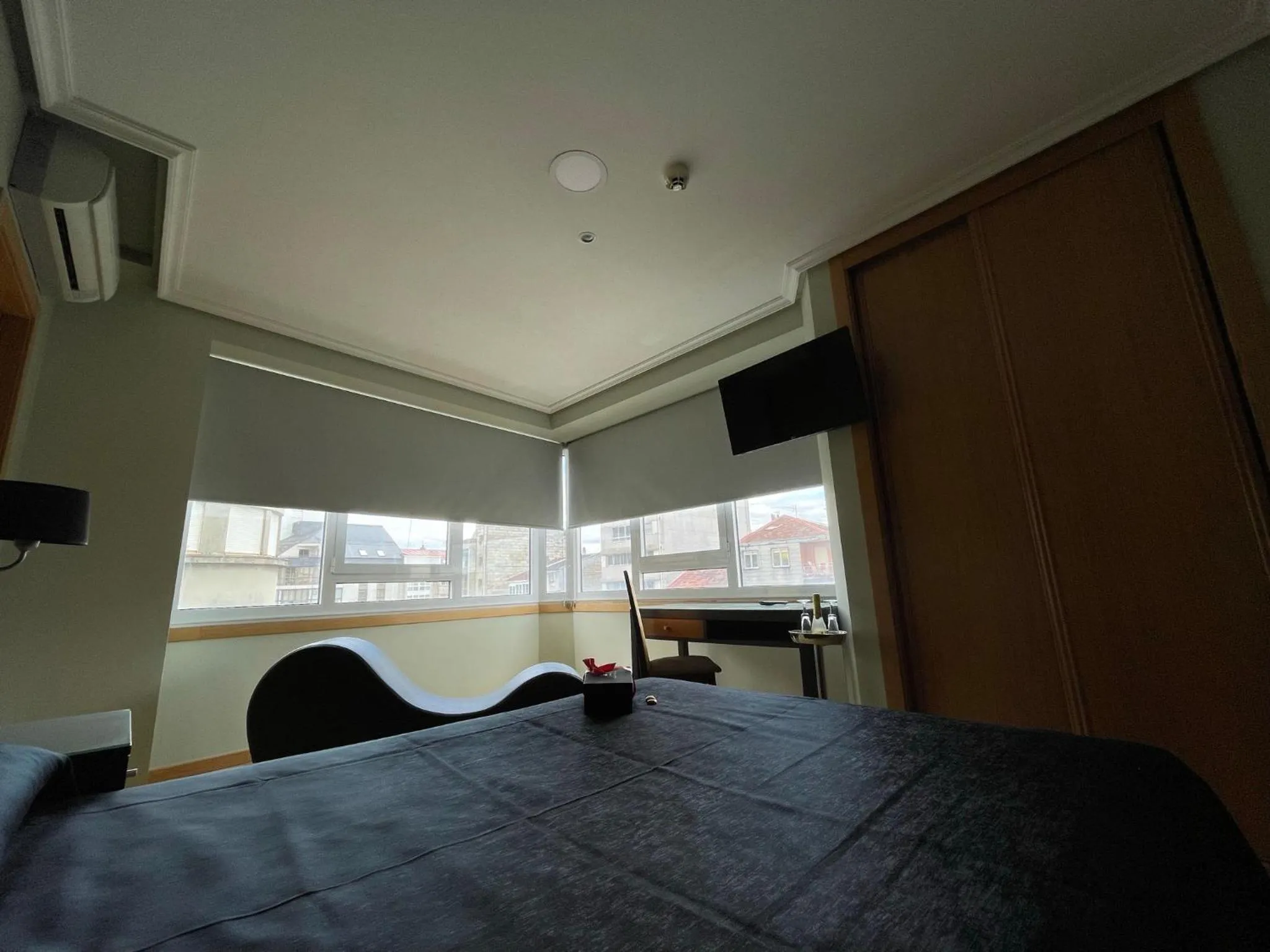 Bed in Aparthotel Arenteiro