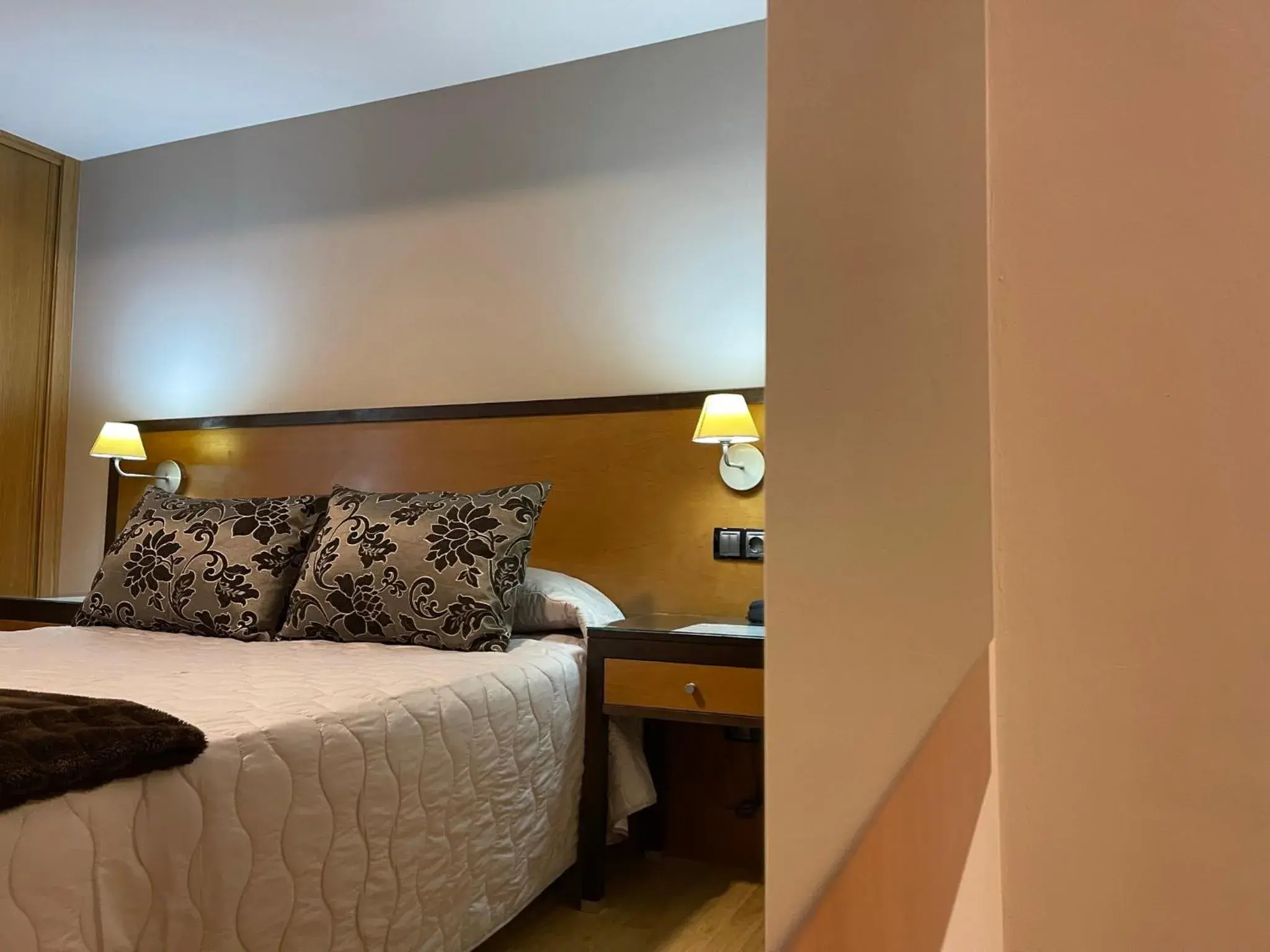 Bed in Aparthotel Arenteiro Bed in Aparthotel Arenteiro