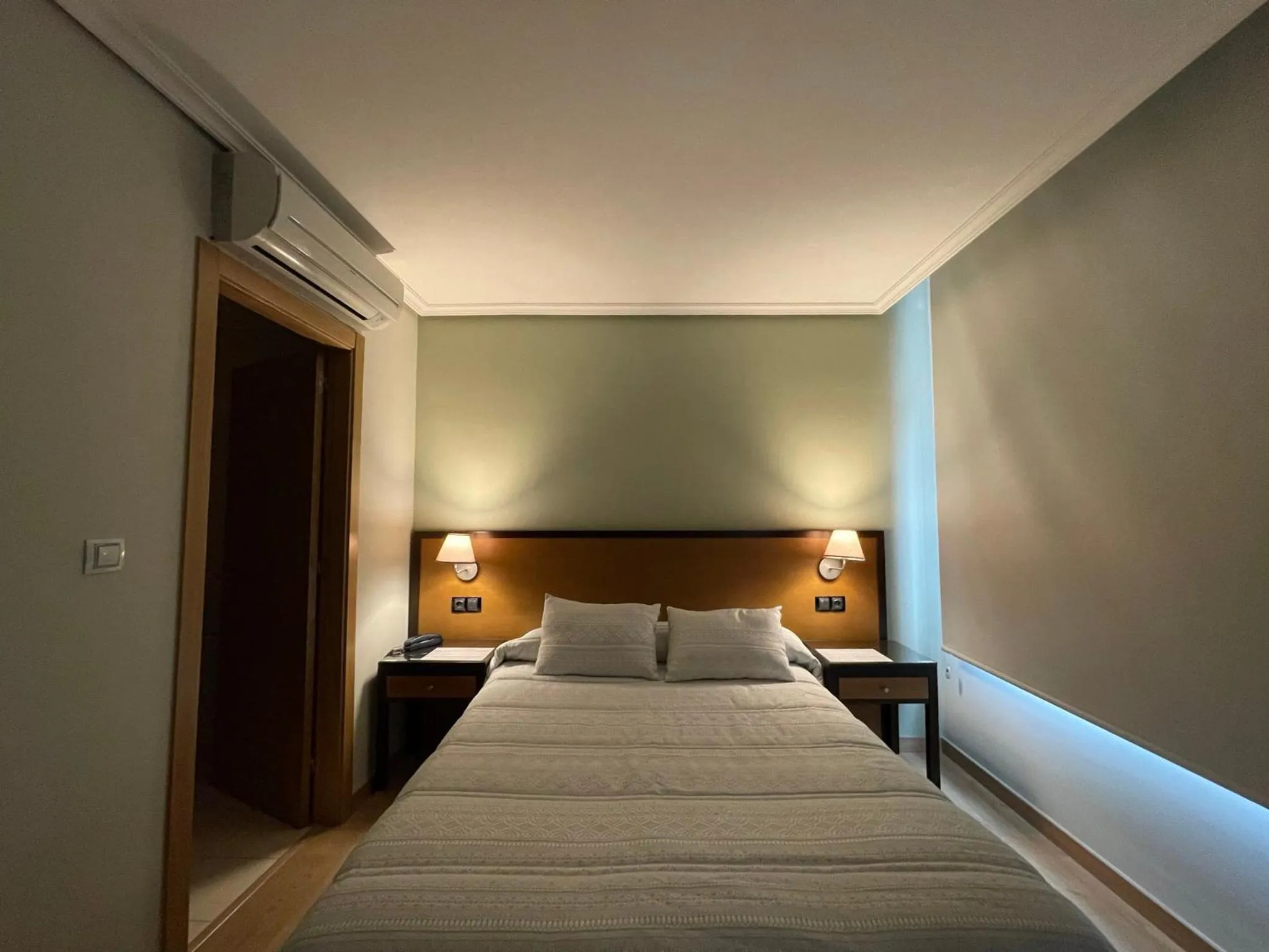 Bed in Aparthotel Arenteiro