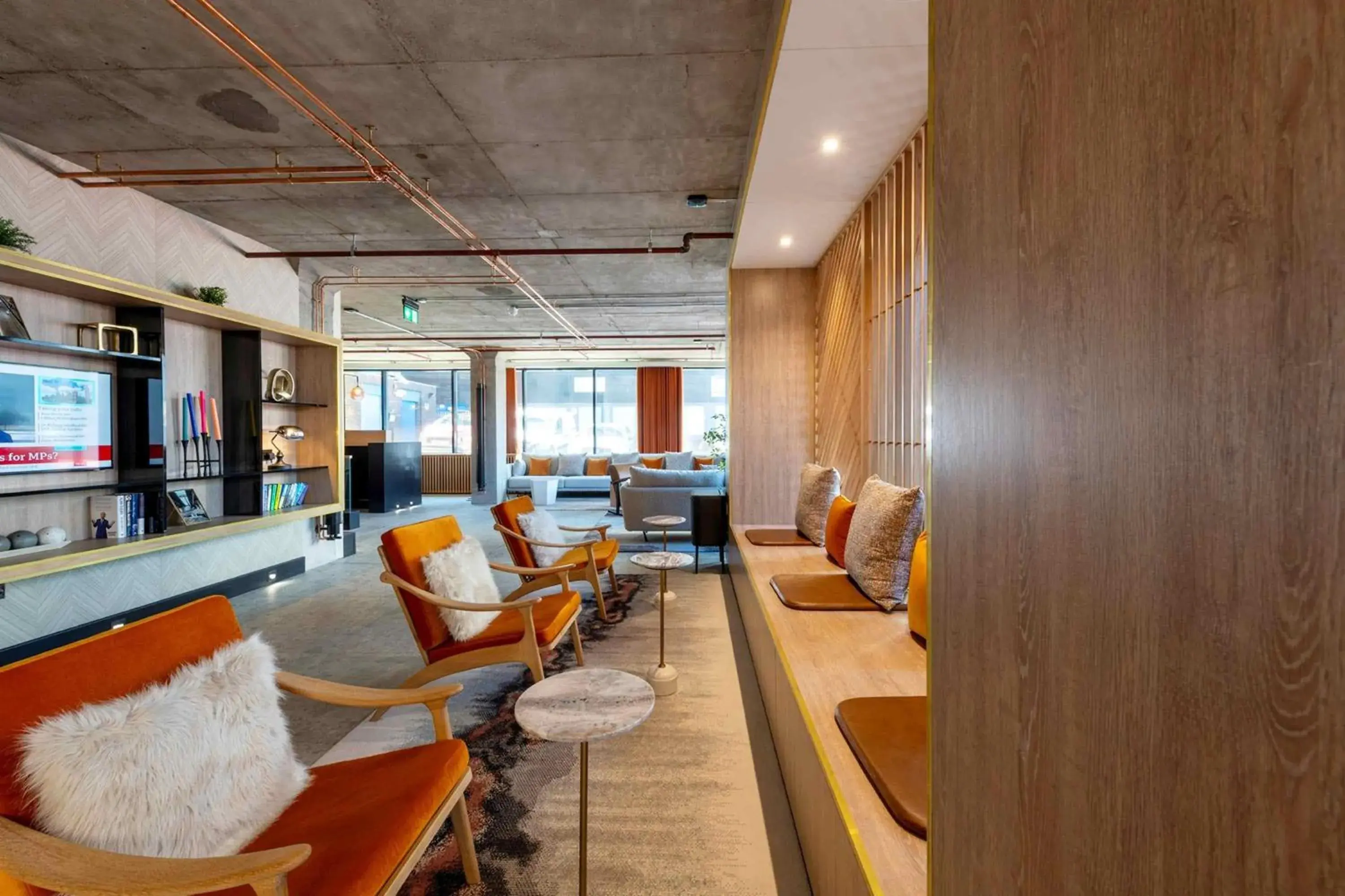 Lounge or bar in Sandman Signature Glasgow Hotel Lounge or bar in Sandman Signature Glasgow Hotel