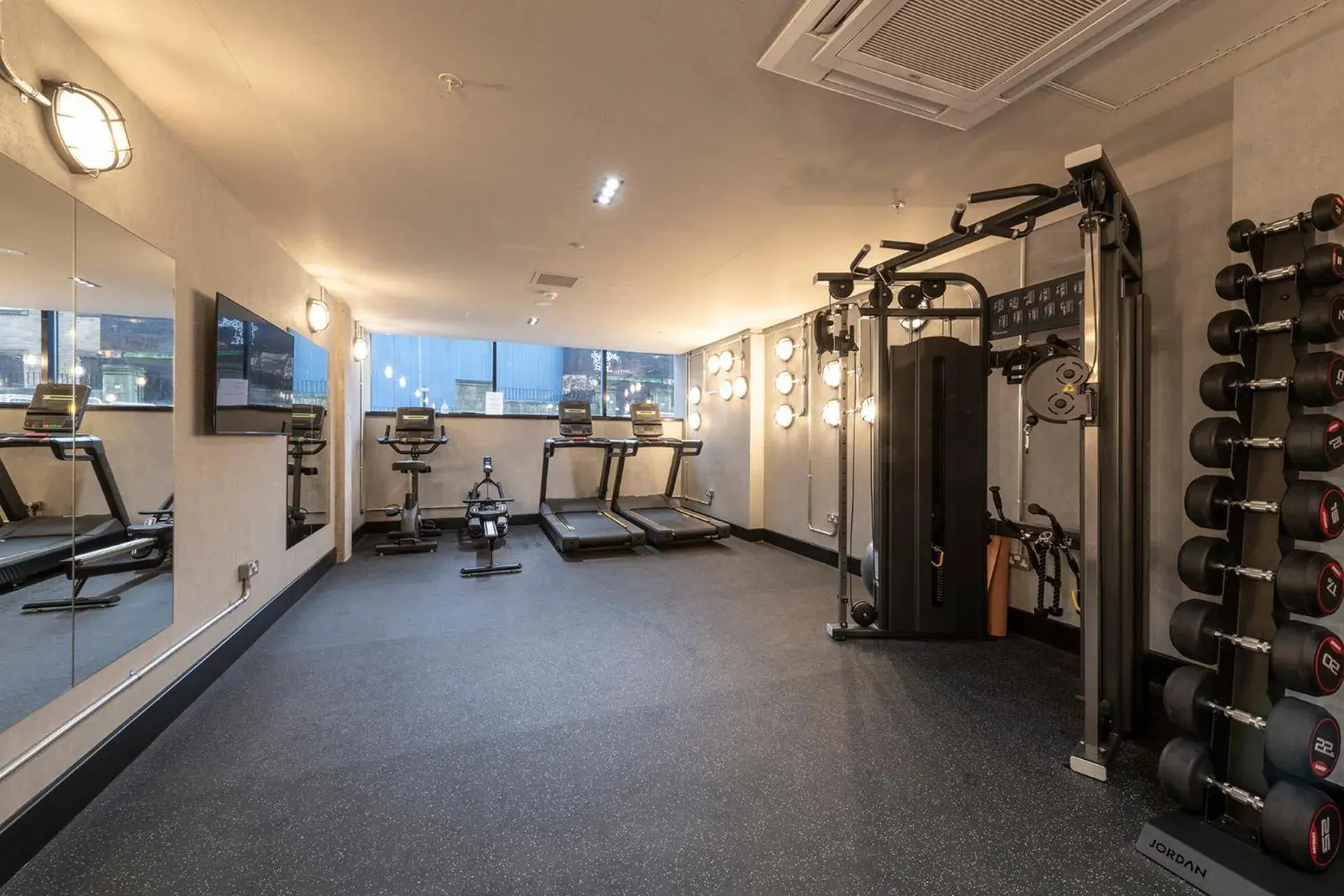 Fitness centre/facilities in Sandman Signature Glasgow Hotel Fitness centre/facilities in Sandman Signature Glasgow Hotel