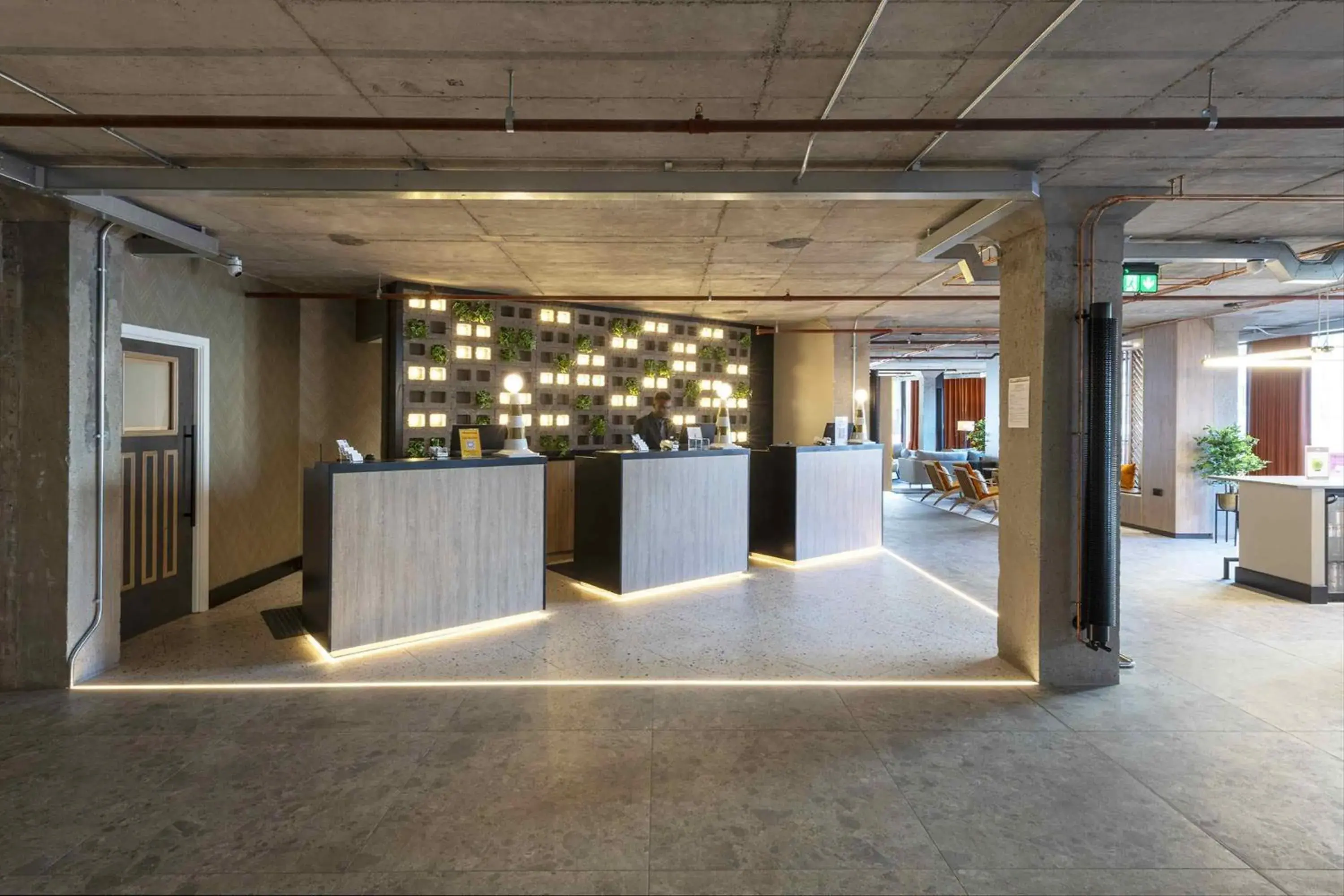 Lobby or reception in Sandman Signature Glasgow Hotel Lobby or reception in Sandman Signature Glasgow Hotel