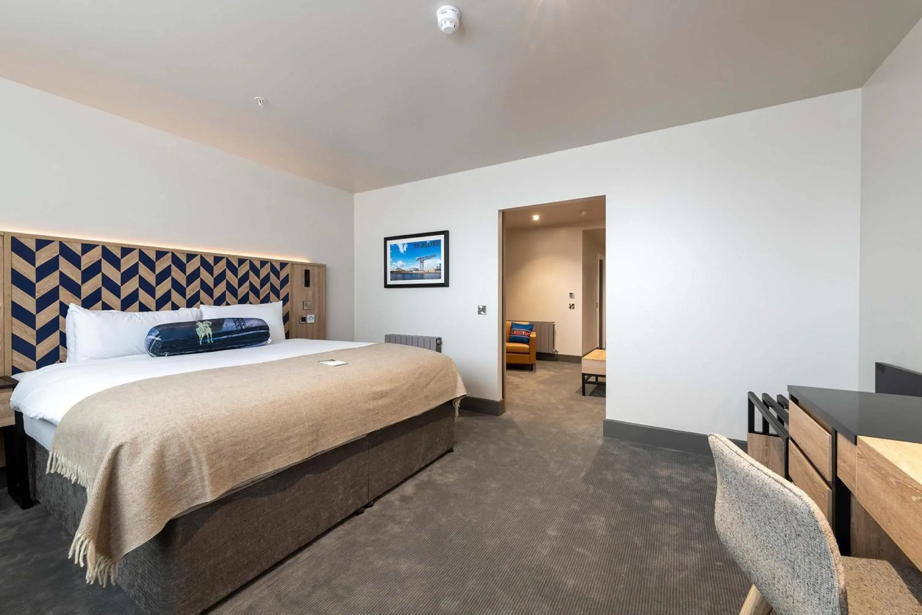 Executive Suite, 1 Super King Bed, Sofa Bed, Kitchenette in Sandman Signature Glasgow Hotel Executive Suite, 1 Super King Bed, Sofa Bed, Kitchenette in Sandman Signature Glasgow Hotel