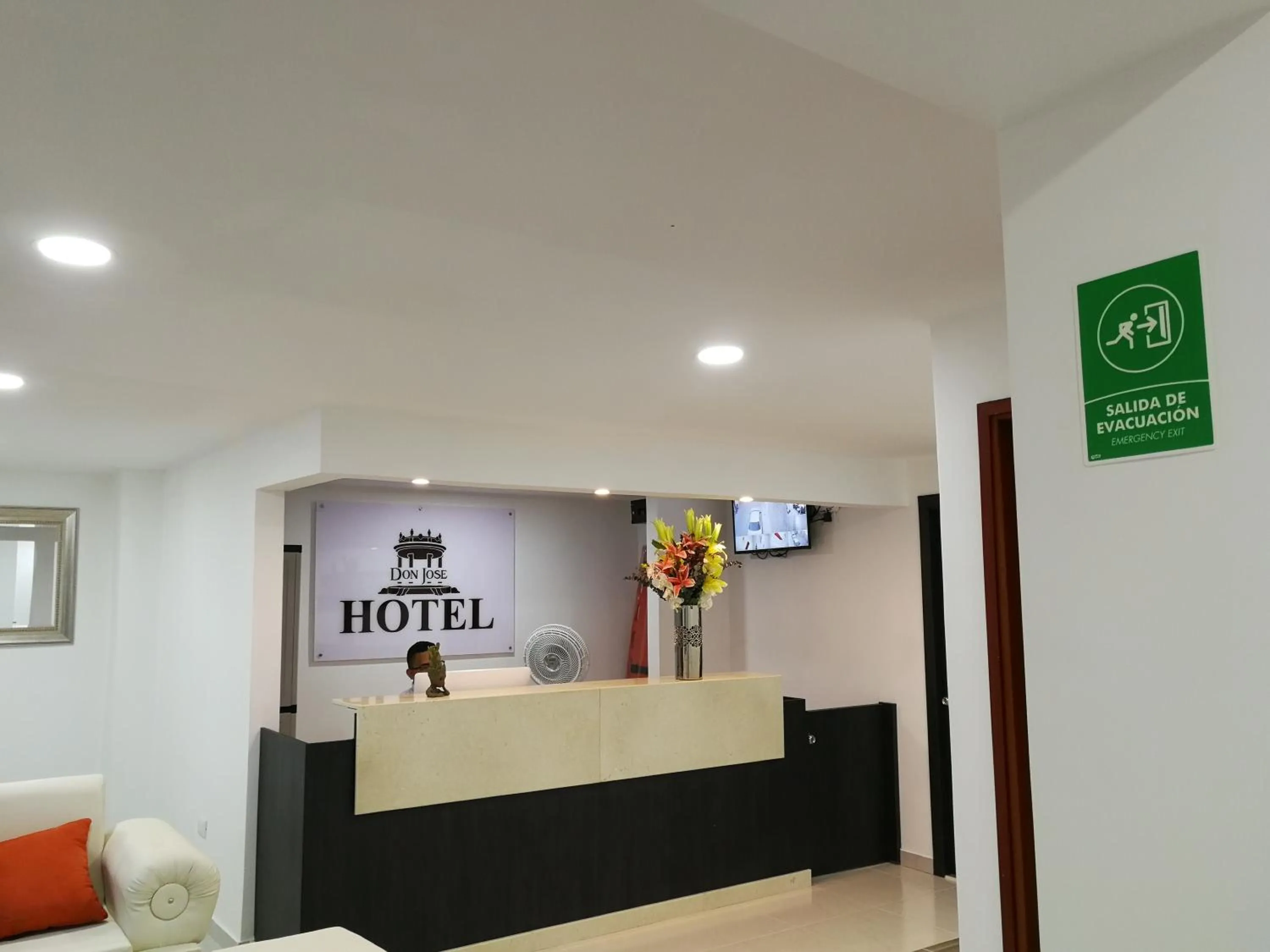 Hotel Don Jose