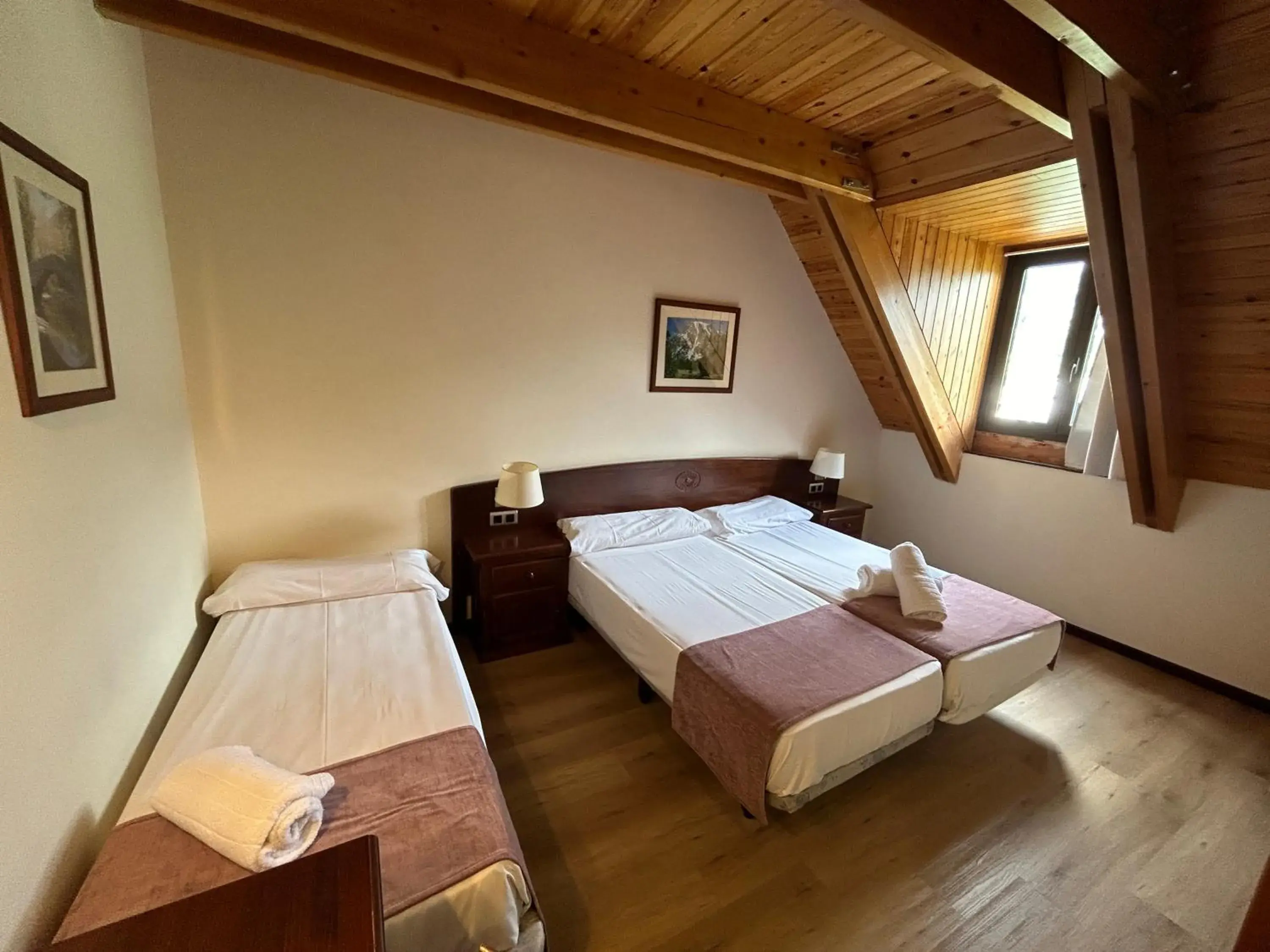 Bed in Hotel Romànic Bed in Hotel Romànic