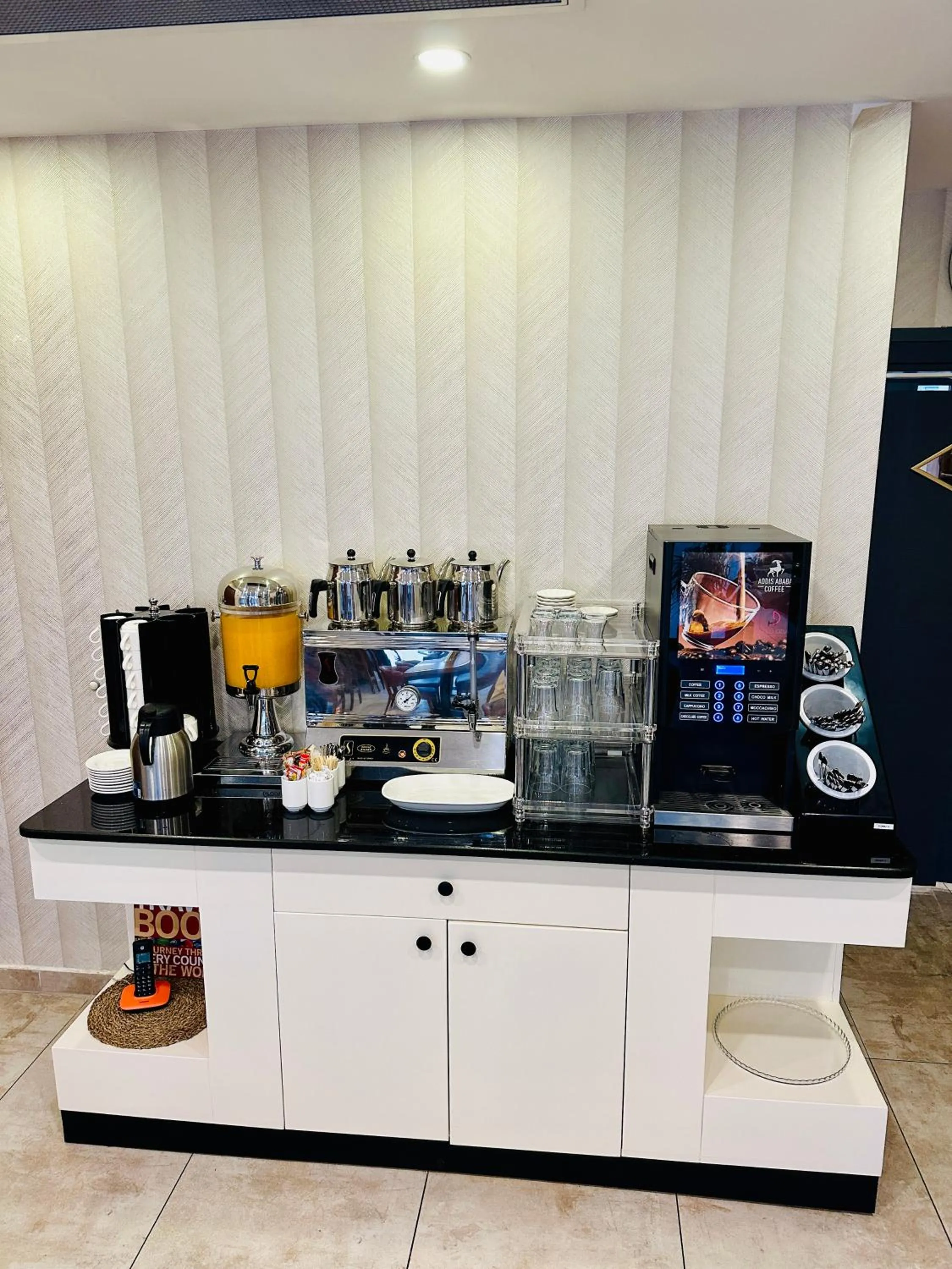 Coffee/tea facilities in Istanbul Midpoint Hotel