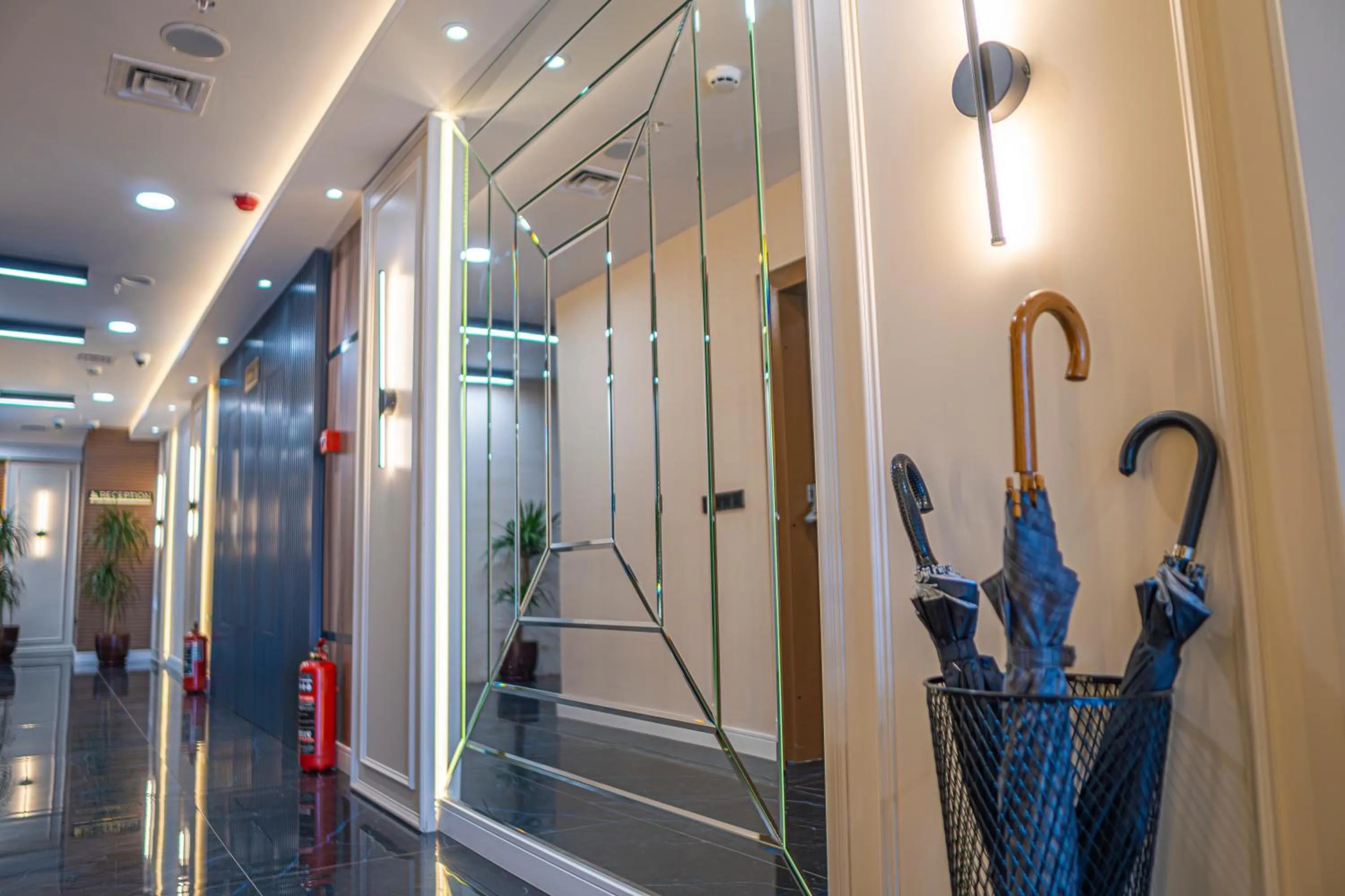 Property building in Istanbul Midpoint Hotel