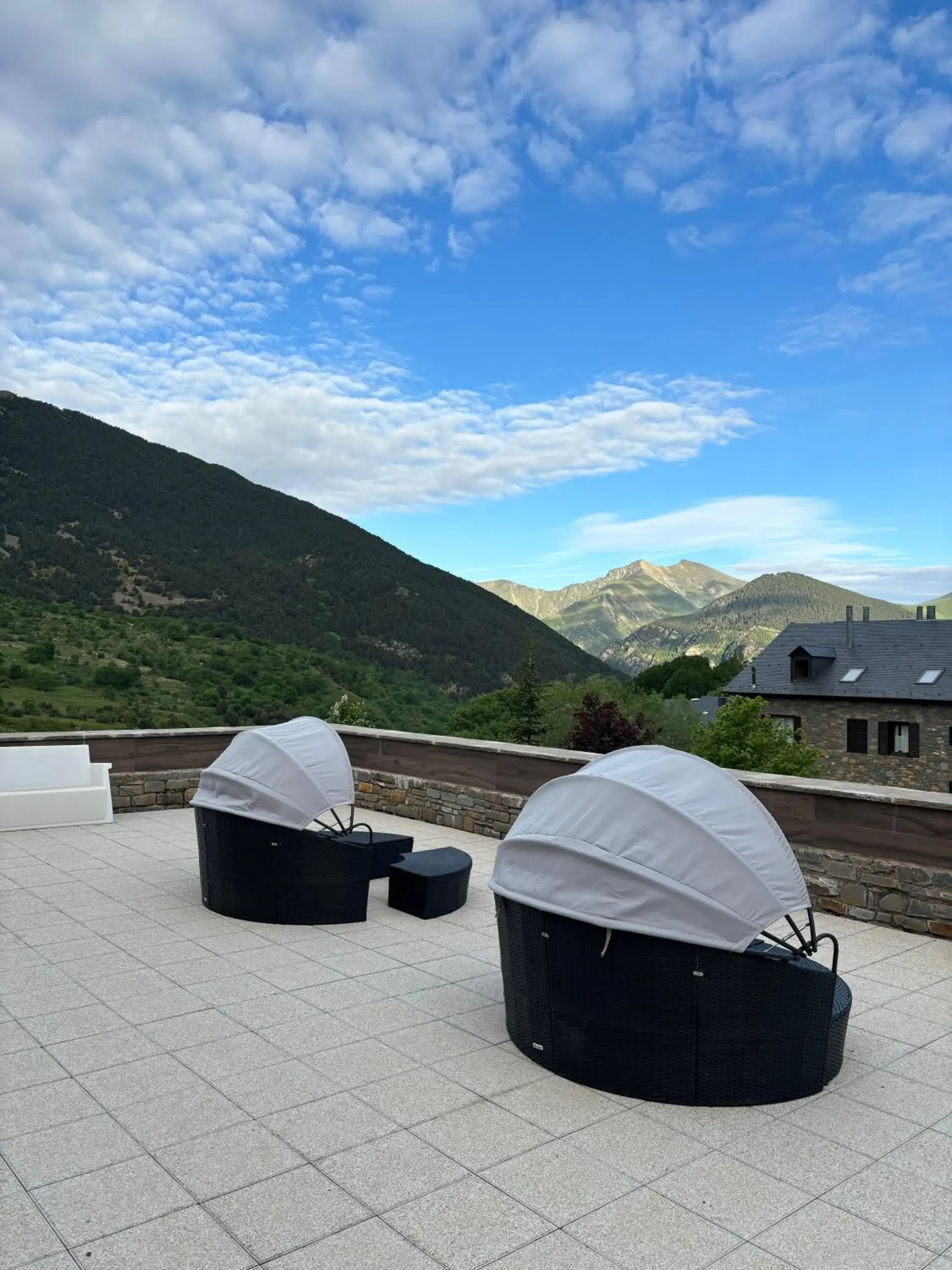 Mountain view in Aparthotel Siente Boí & SPA Mountain view in Aparthotel Siente Boí & SPA