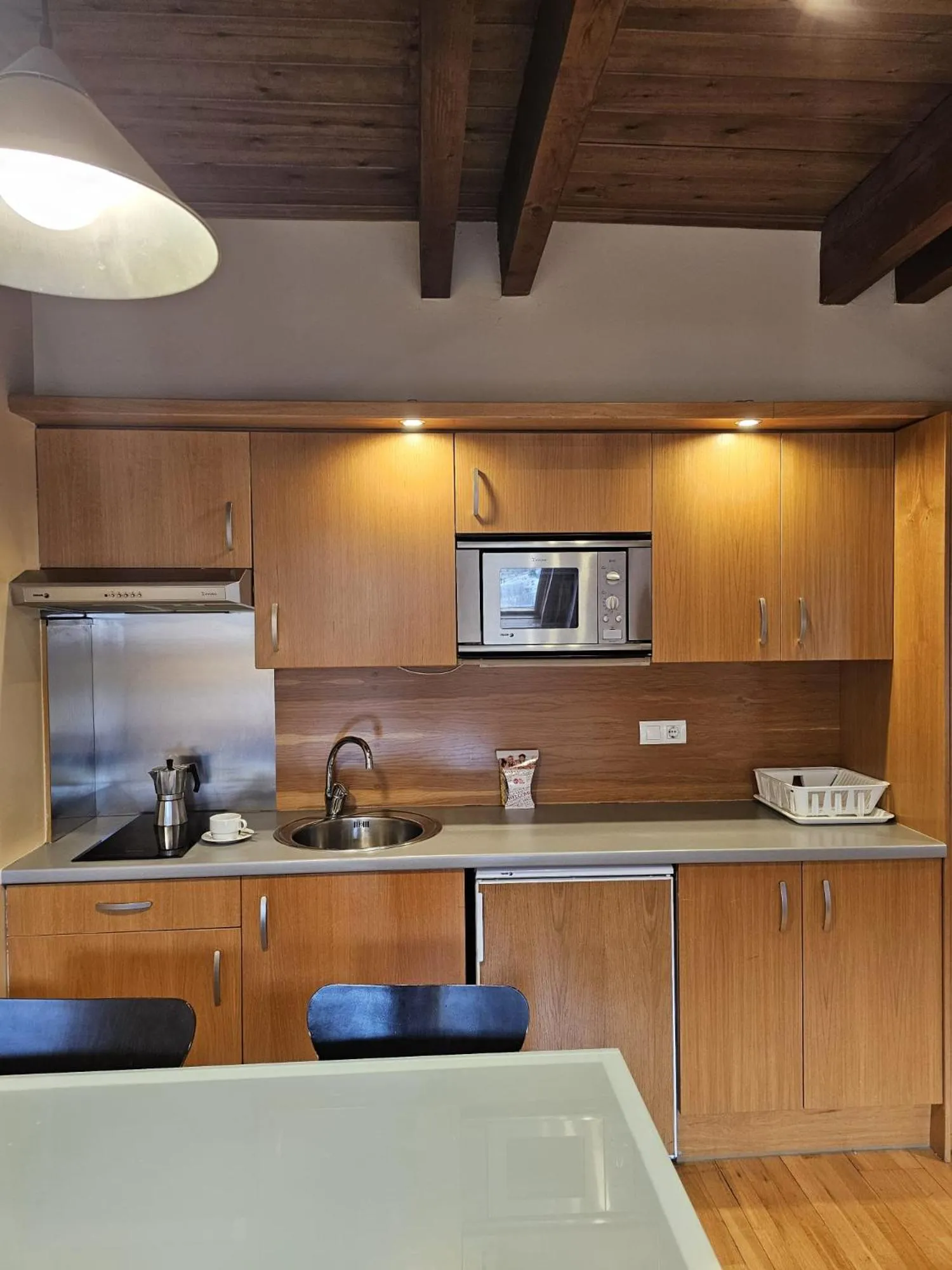 Kitchen or kitchenette in Aparthotel Siente Boí & SPA