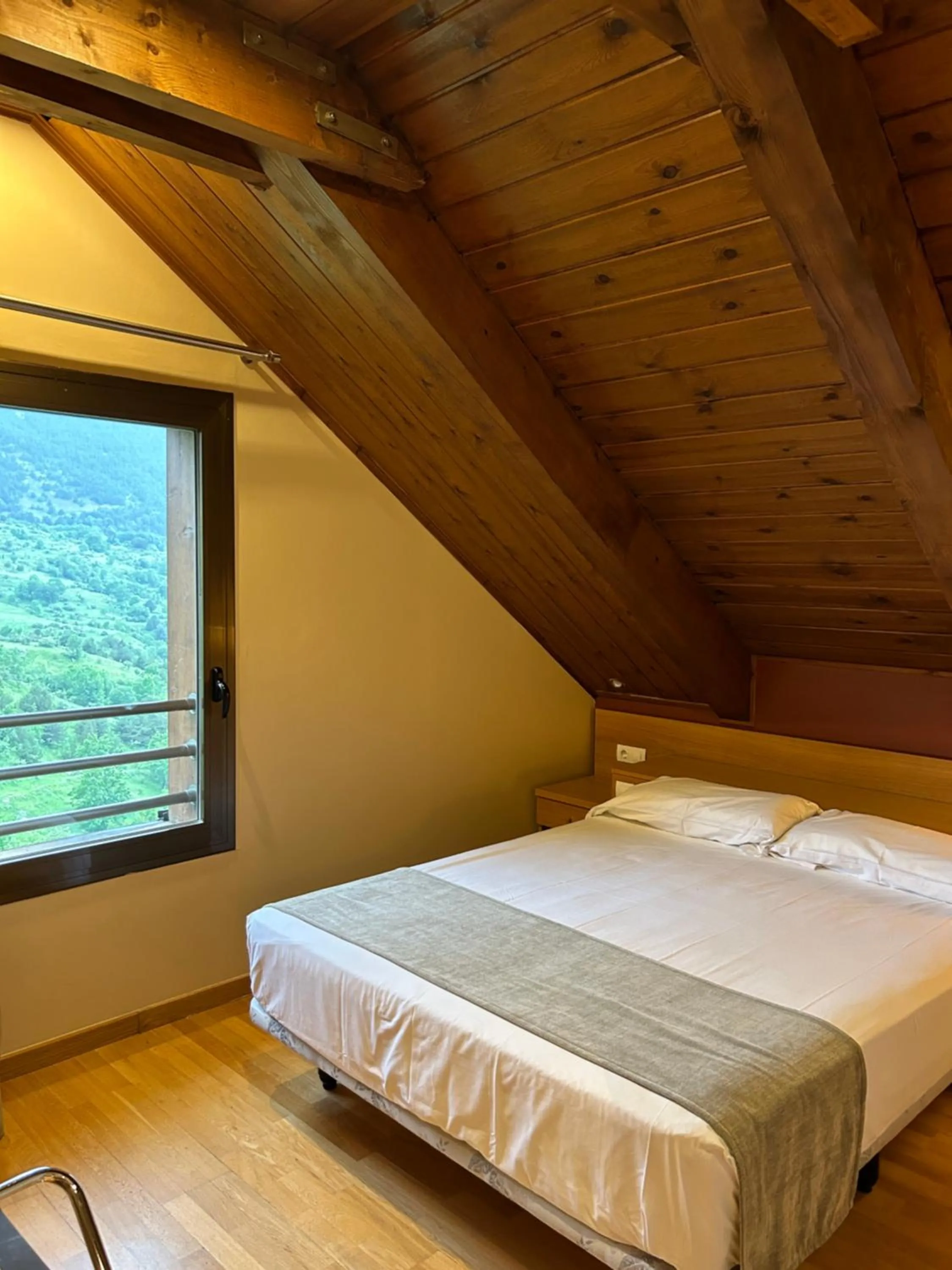 Bed in Aparthotel Siente Boí & SPA