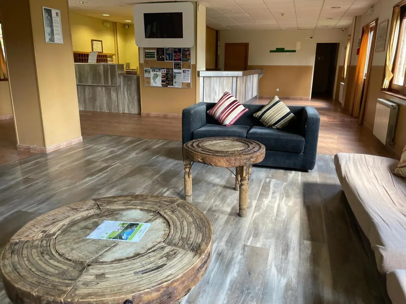 Lobby or reception in Hotel Taüll Lobby or reception in Hotel Taüll